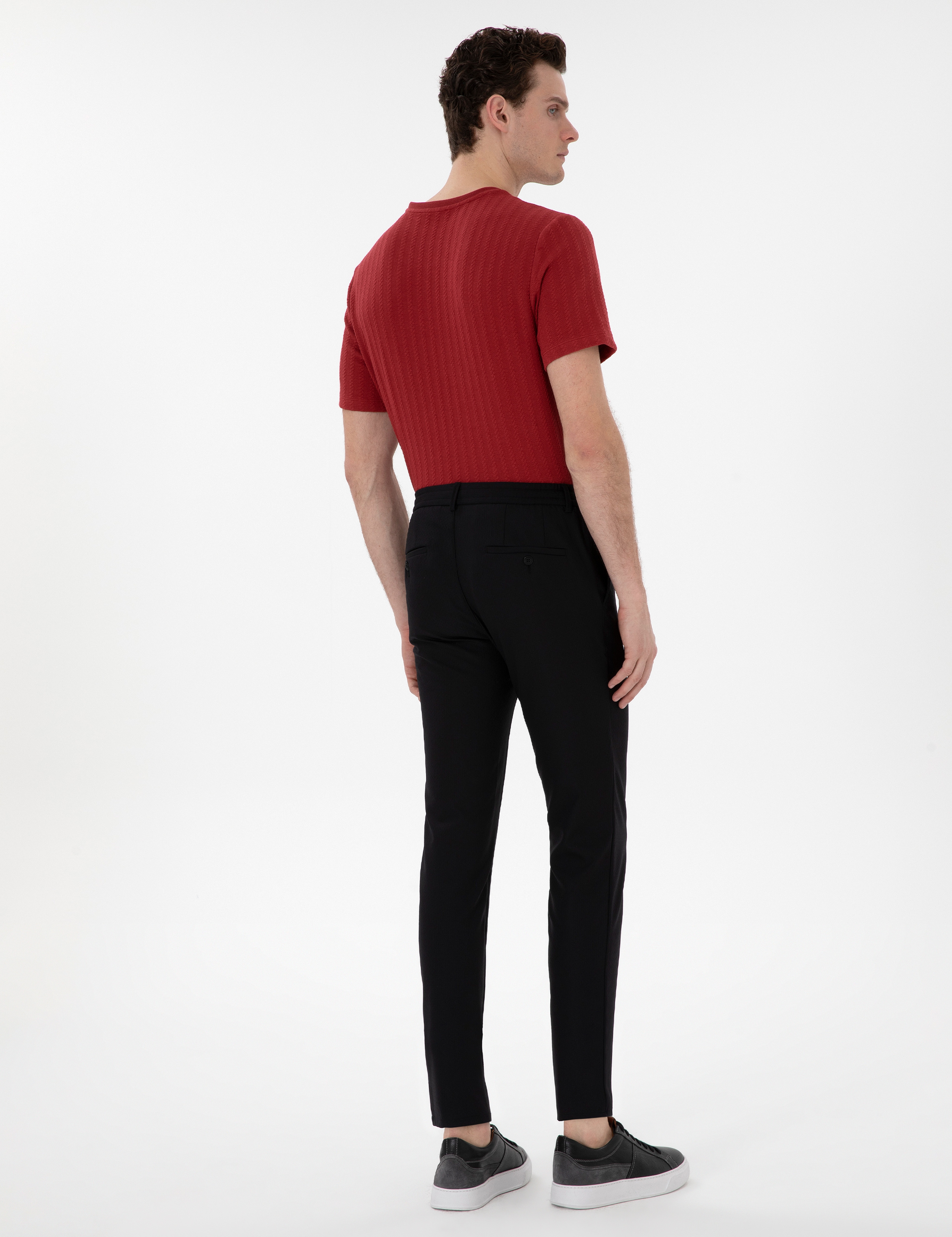 Siyah Klasik Jogger Pantolon - Image 4