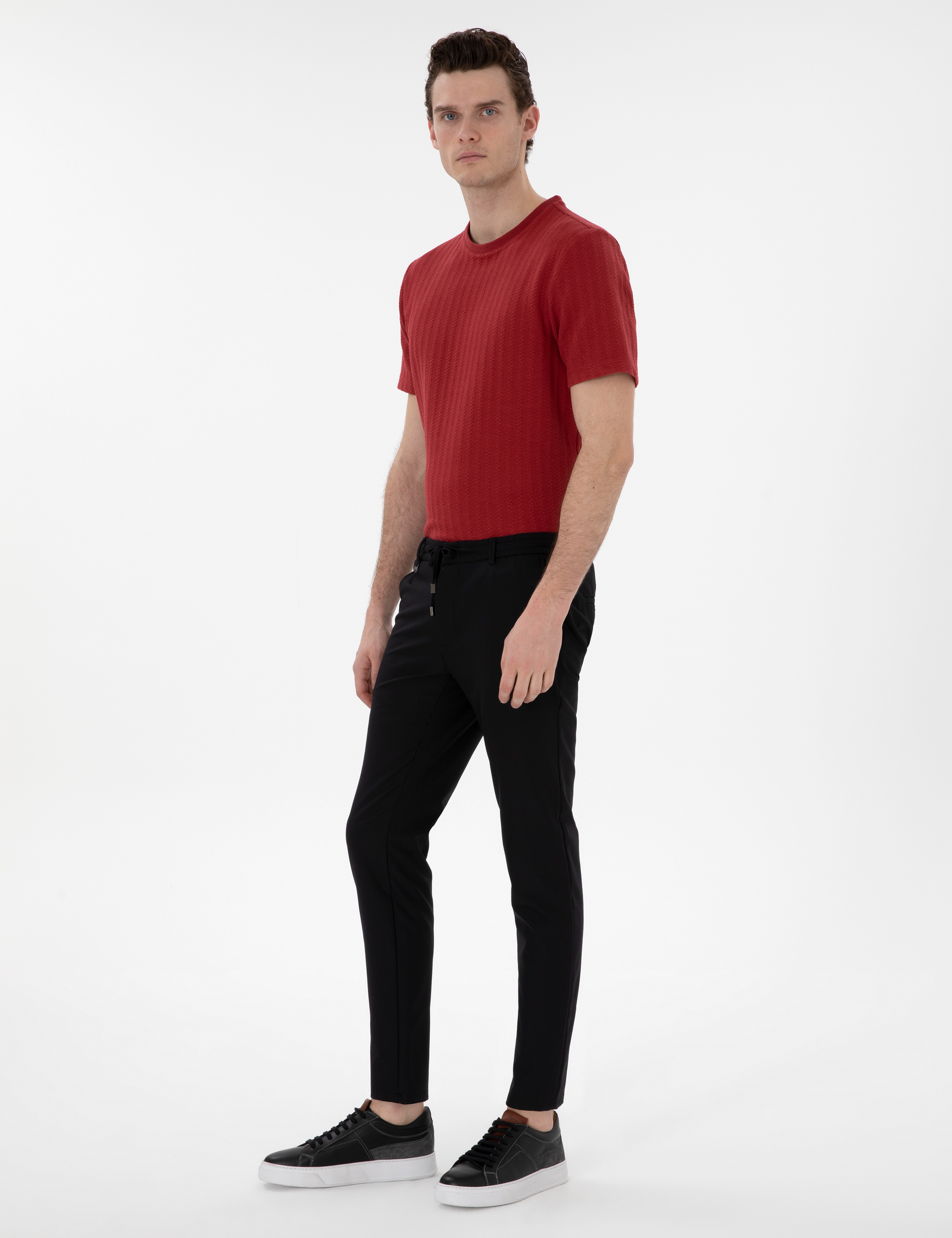 Siyah Klasik Jogger Pantolon - Image 1