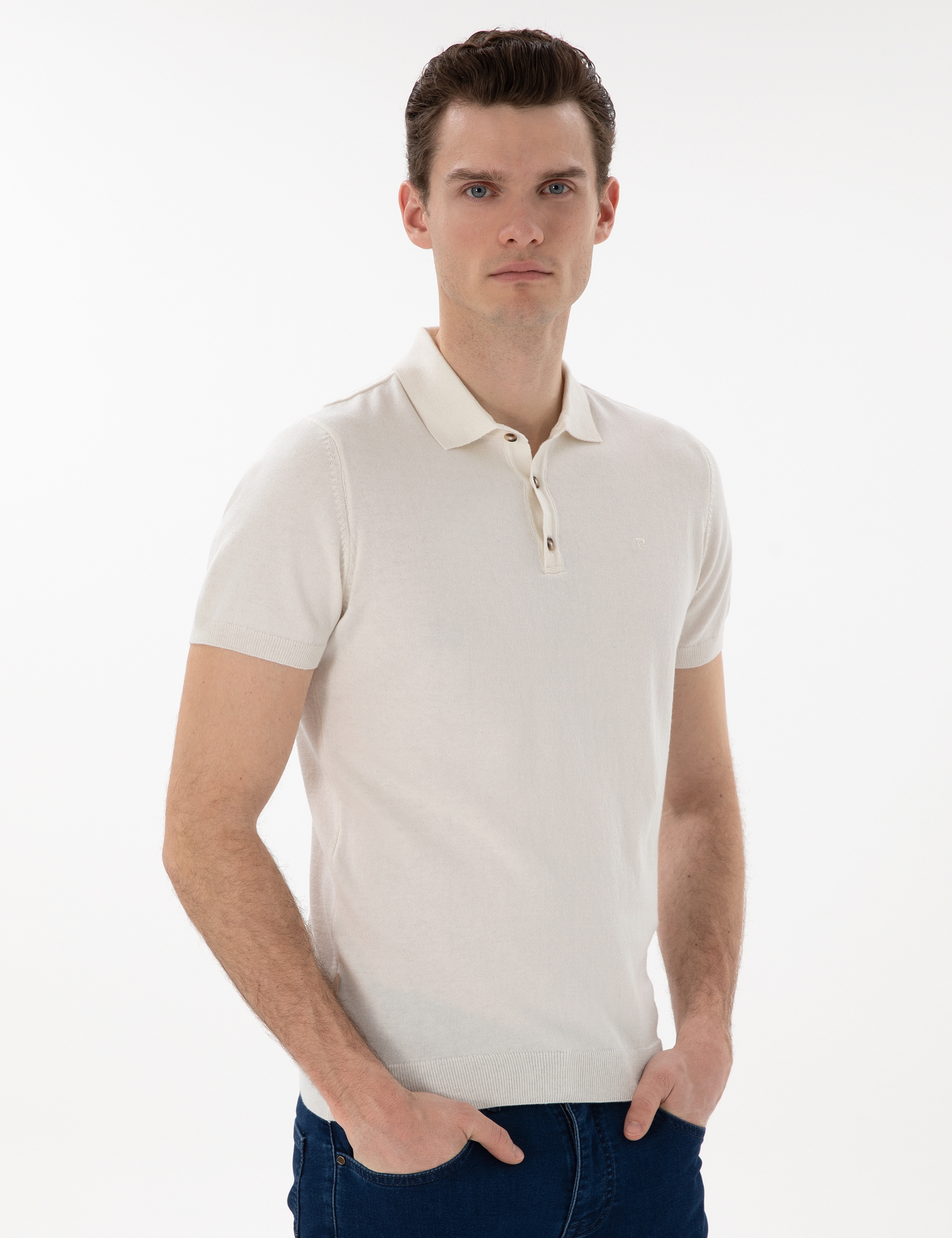 Ekru Slim Fit Düğmeli Polo Yaka Triko Tişört