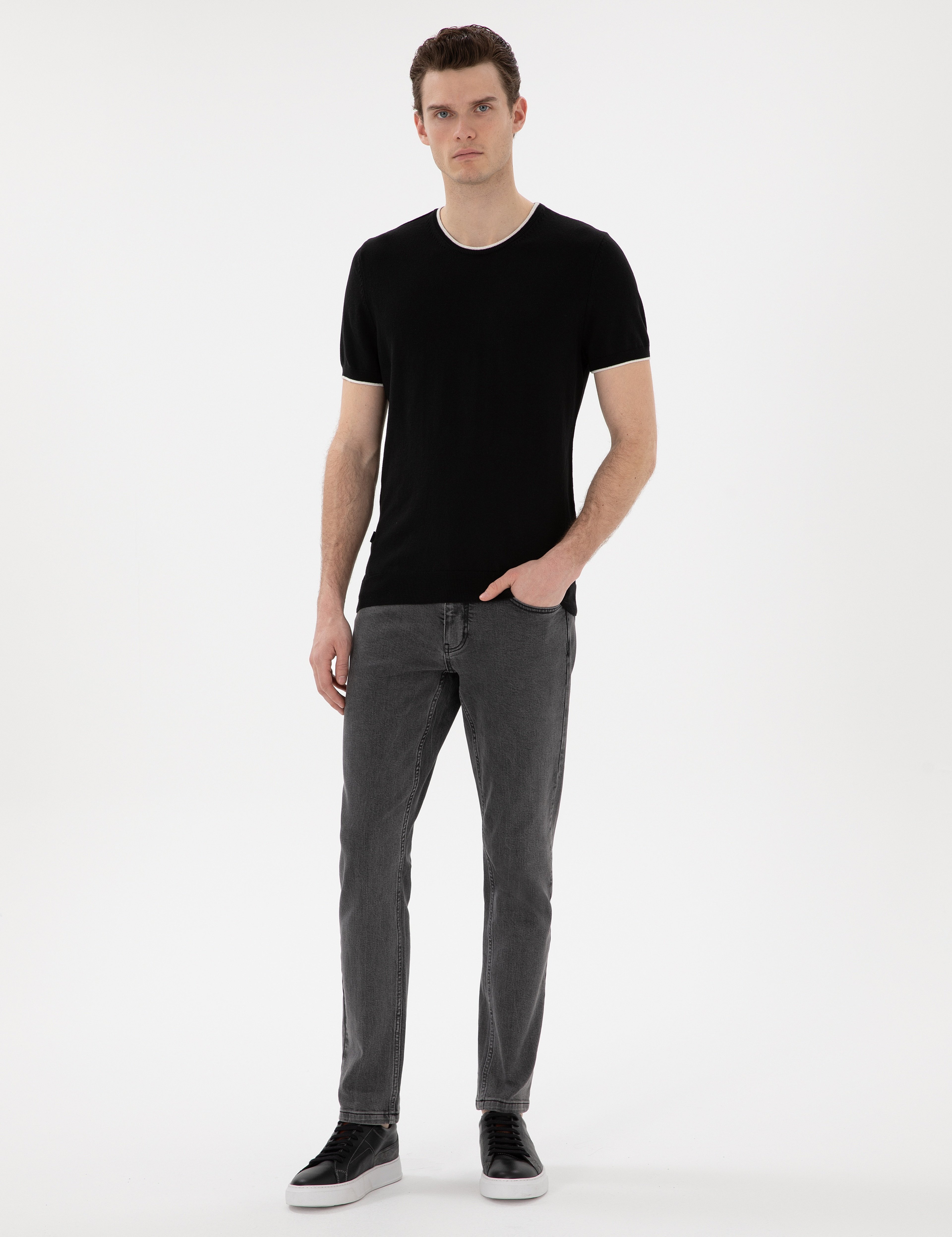 Siyah Slim Fit Bisiklet Yaka Triko Tişört - Image 4