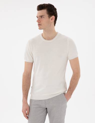 Ekru Slim Fit Bisiklet Yaka Triko Tişört