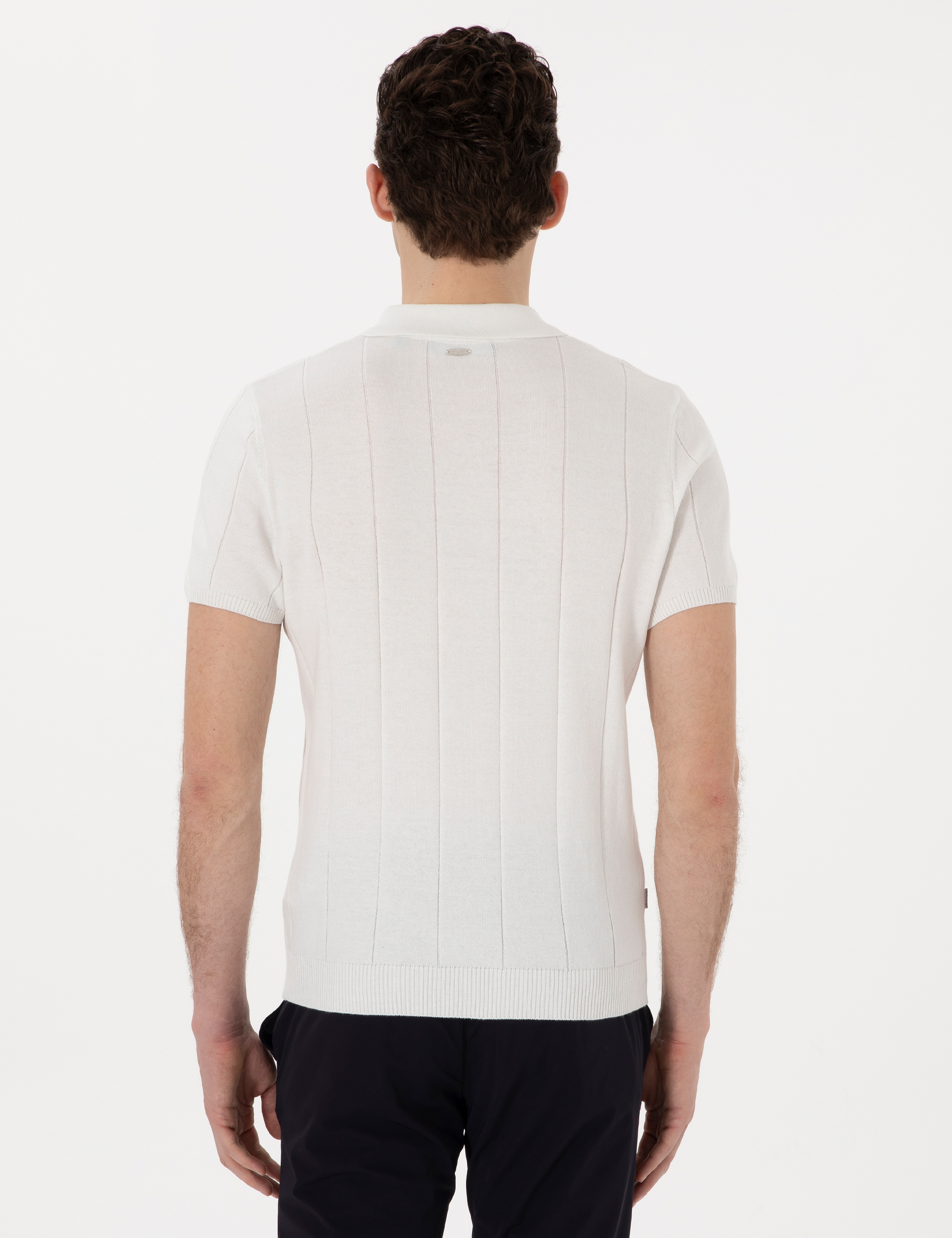 Ekru Slim Fit Fermuarlı Polo Yaka Triko Tişört