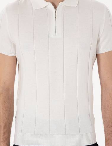 Ekru Slim Fit Fermuarlı Polo Yaka Triko Tişört