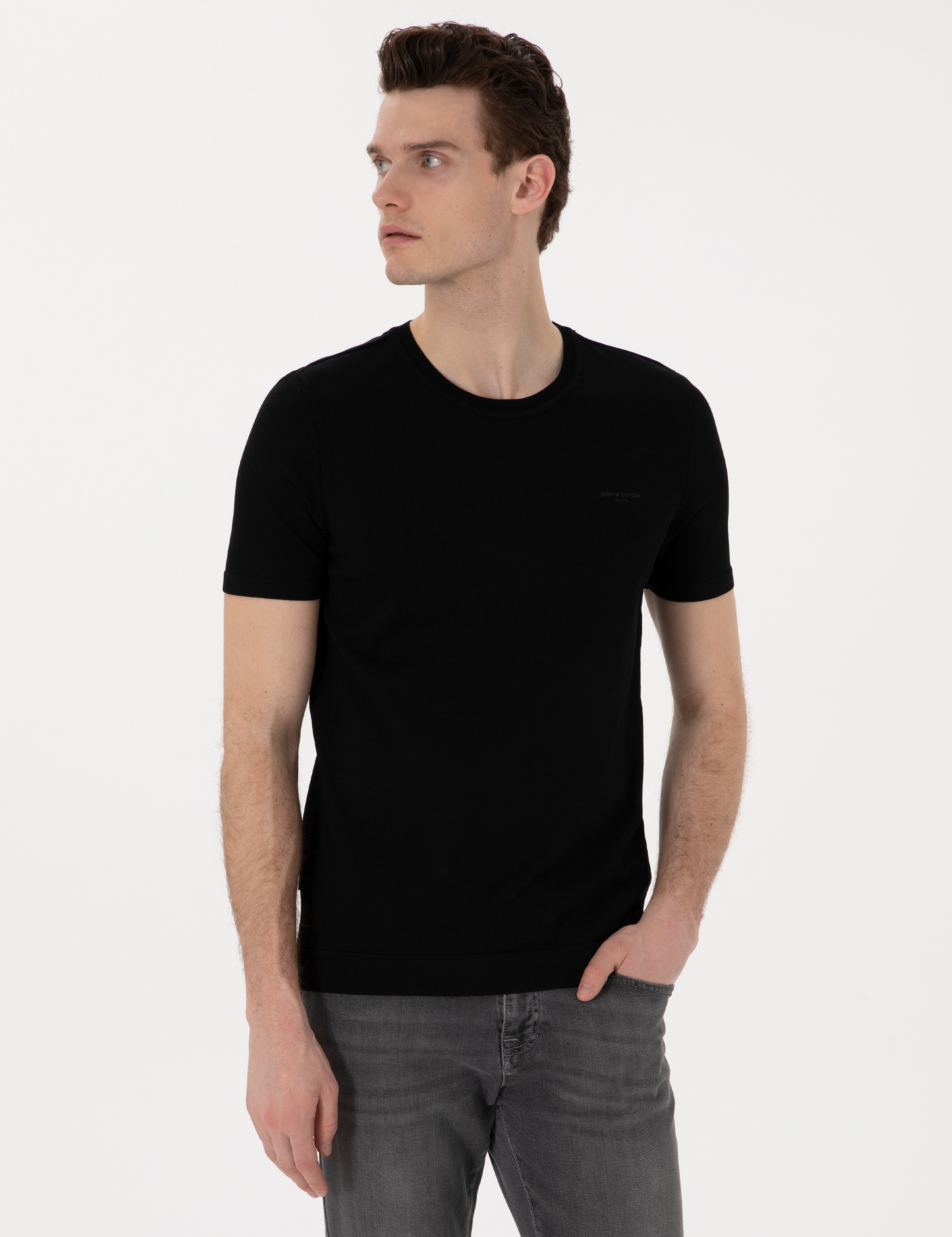 Siyah Slim Fit Bisiklet Yaka Triko Tişört - Image 1