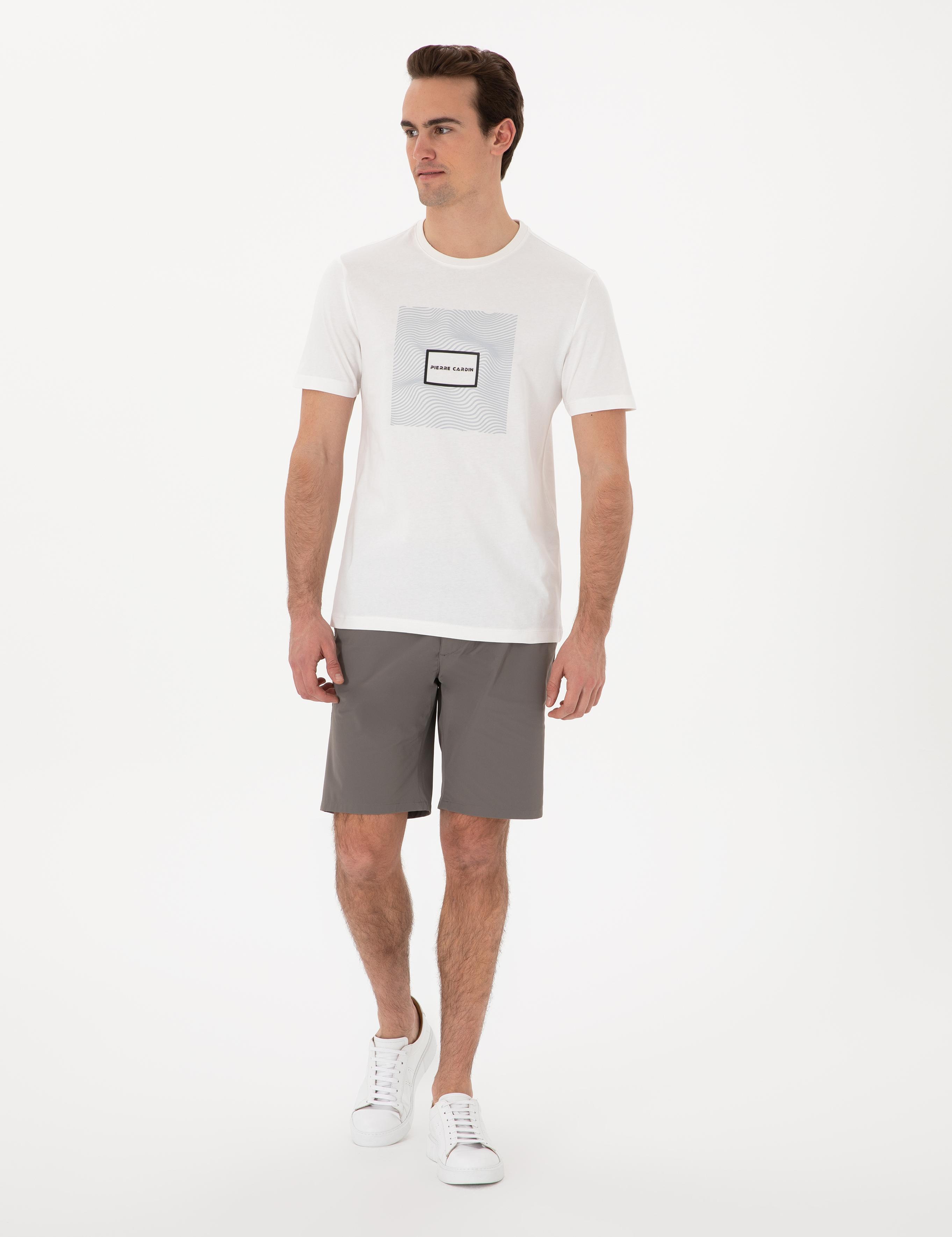 Ekru Regular Fit Isıya Duyarlı Renk Değiştiren Baskı Çerçeveli Tişört