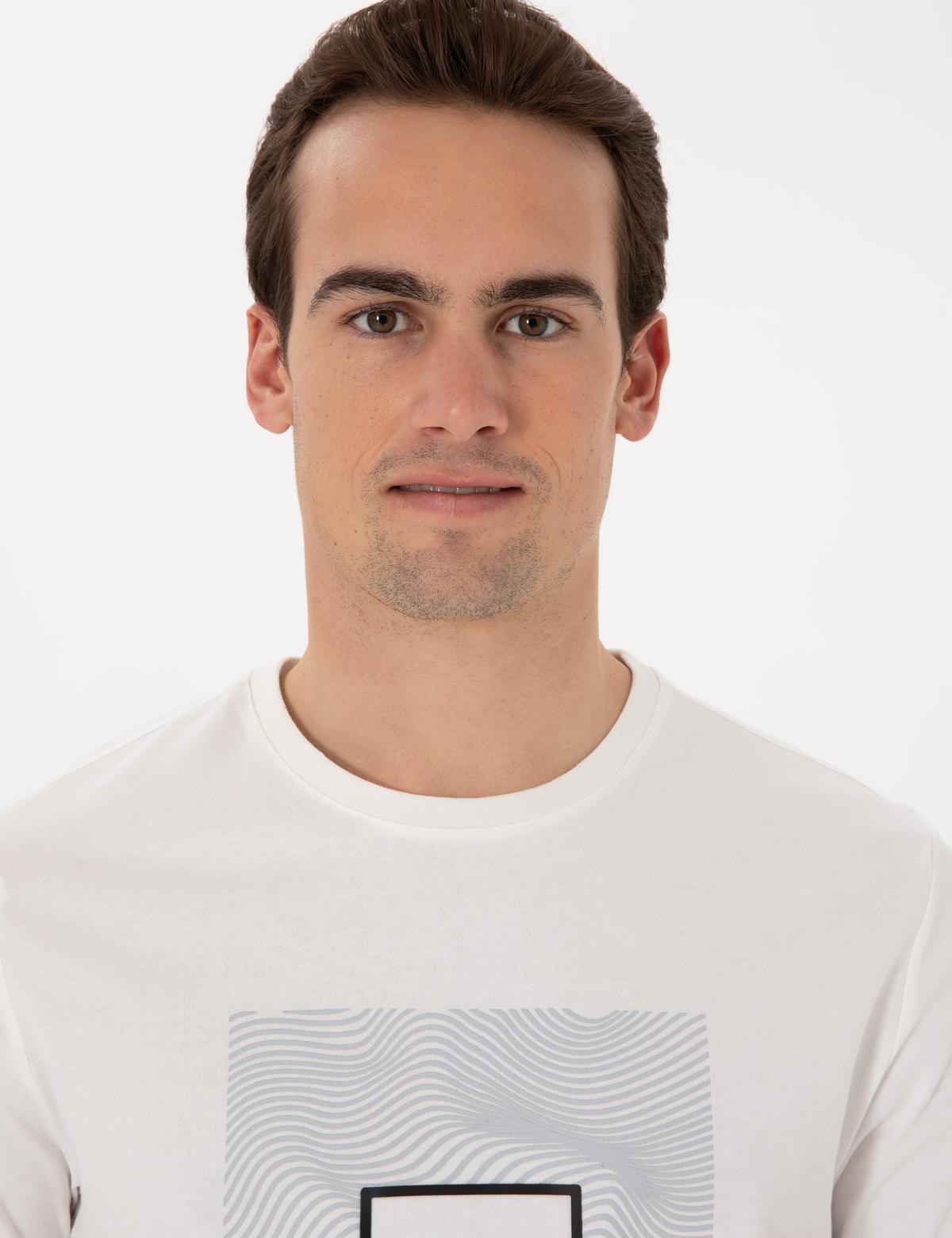 Ekru Regular Fit Isıya Duyarlı Renk Değiştiren Baskı Çerçeveli Tişört - 50302622193