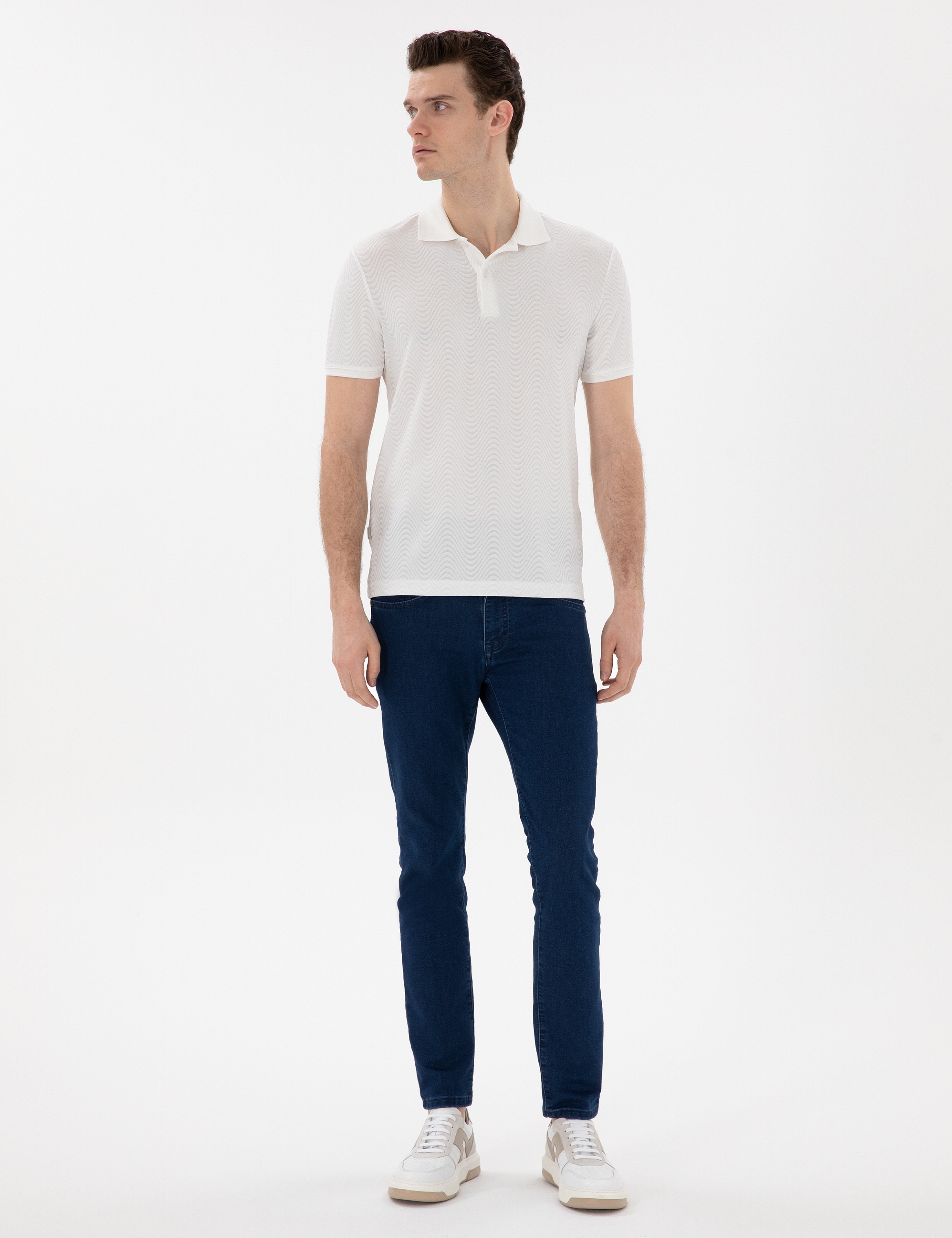 Beyaz Slim Fit Polo Yaka Tişört - Image 4