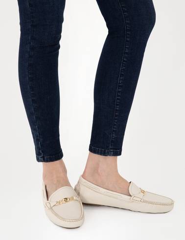 Ekru Deri Loafer