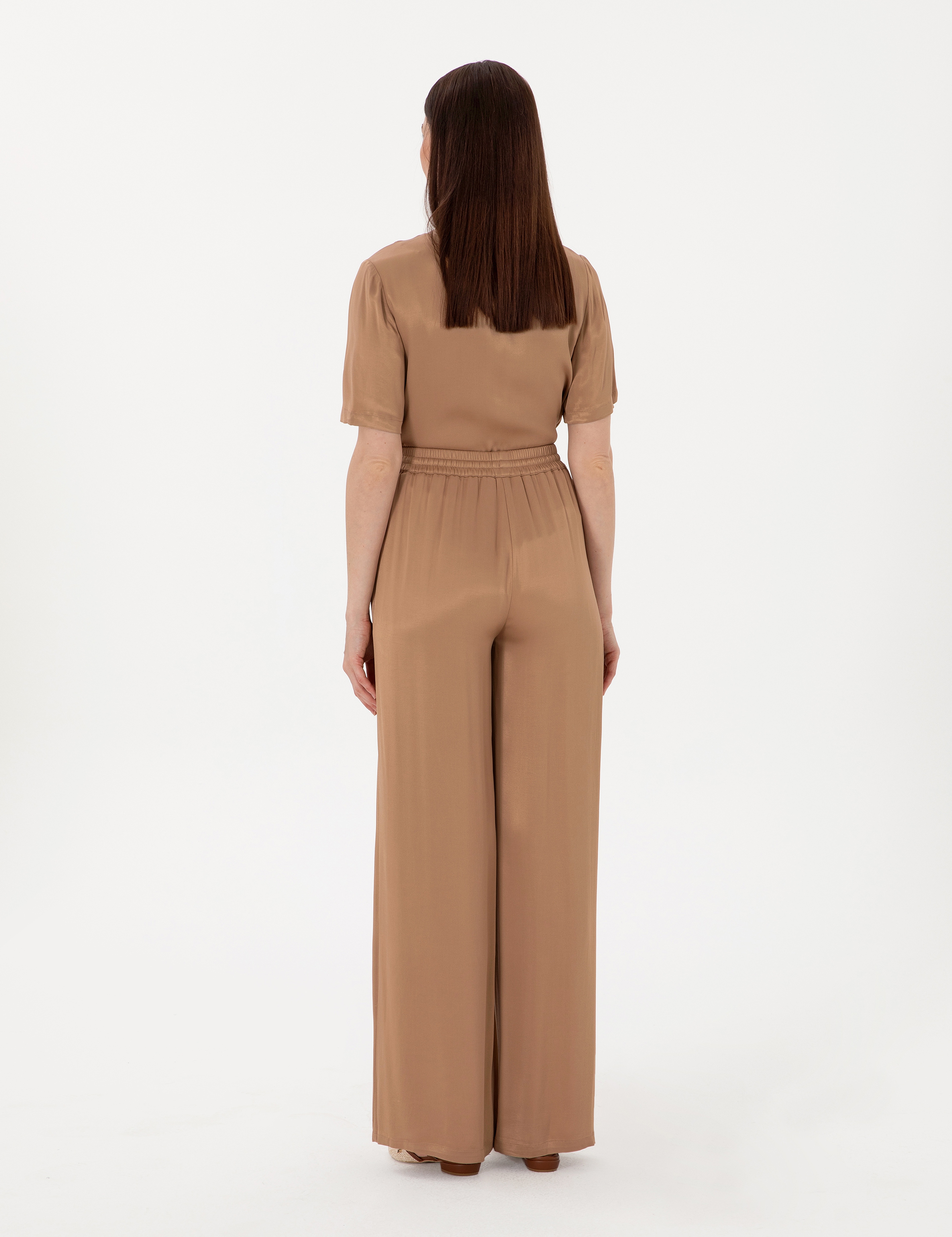 Kahverengi Saten Loose Fit Pantolon - Image 4