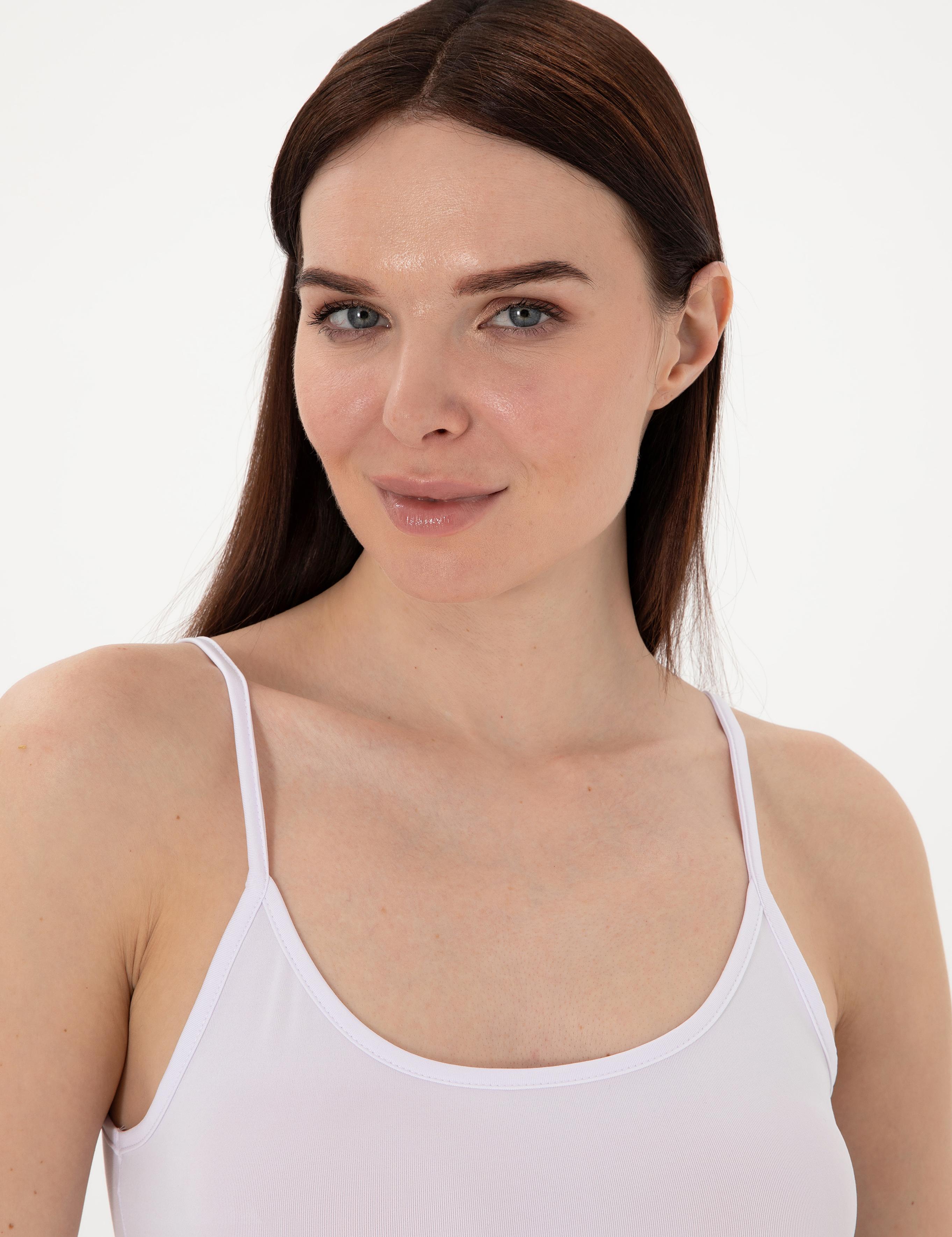 Beyaz Ex. Slim Fit Örme Bluz