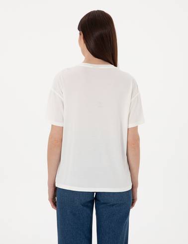 Beyaz Comfort Fit Tişört