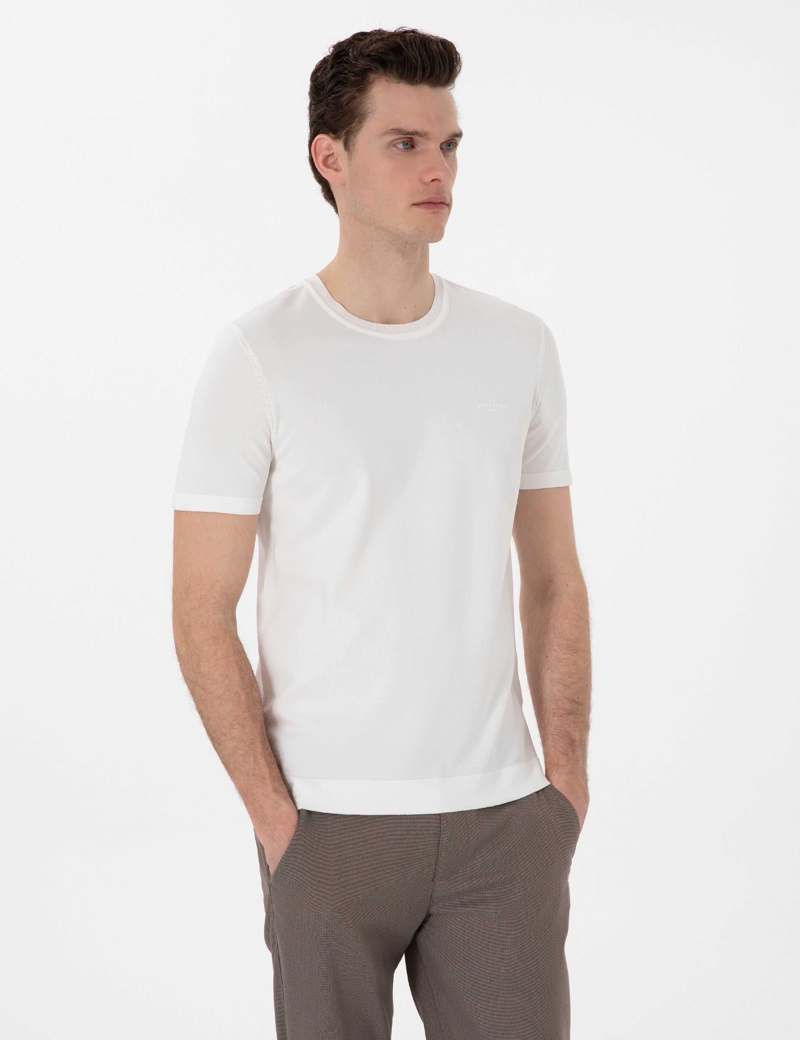 Ekru Slim Fit Bisiklet Yaka Triko Tişört