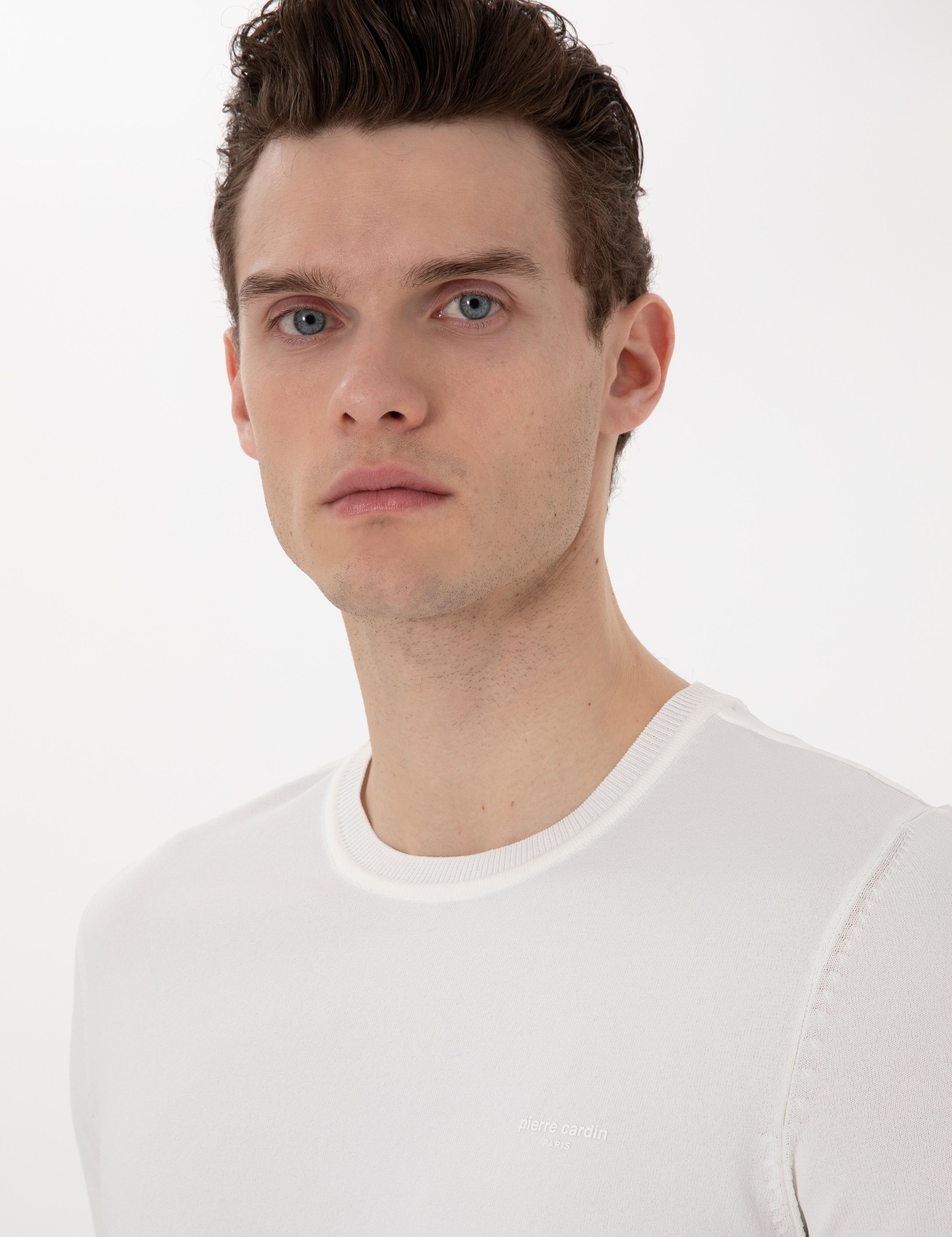 Ekru Slim Fit Bisiklet Yaka Triko Tişört