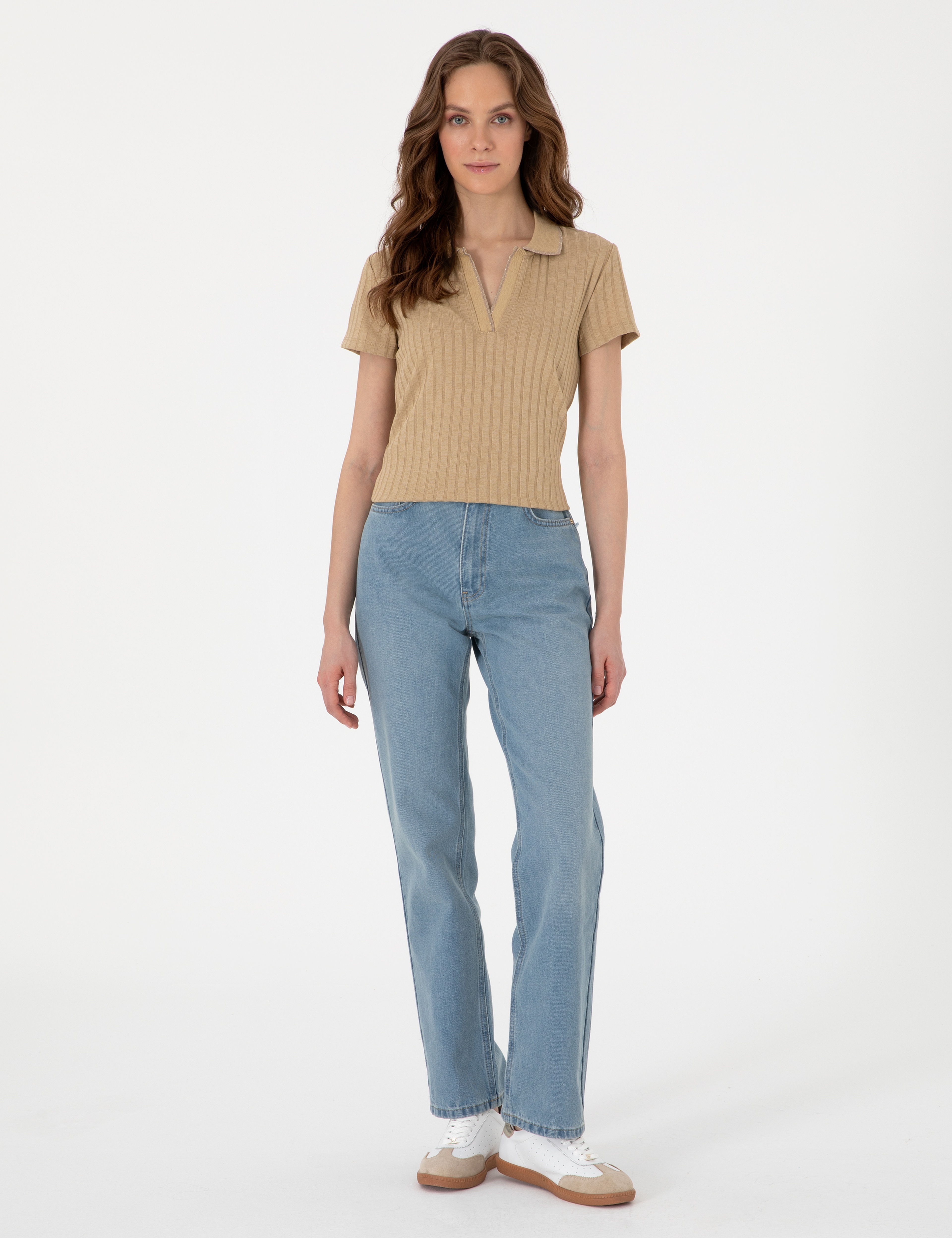 Bej Slim Fit Basic Tişört - Image 4