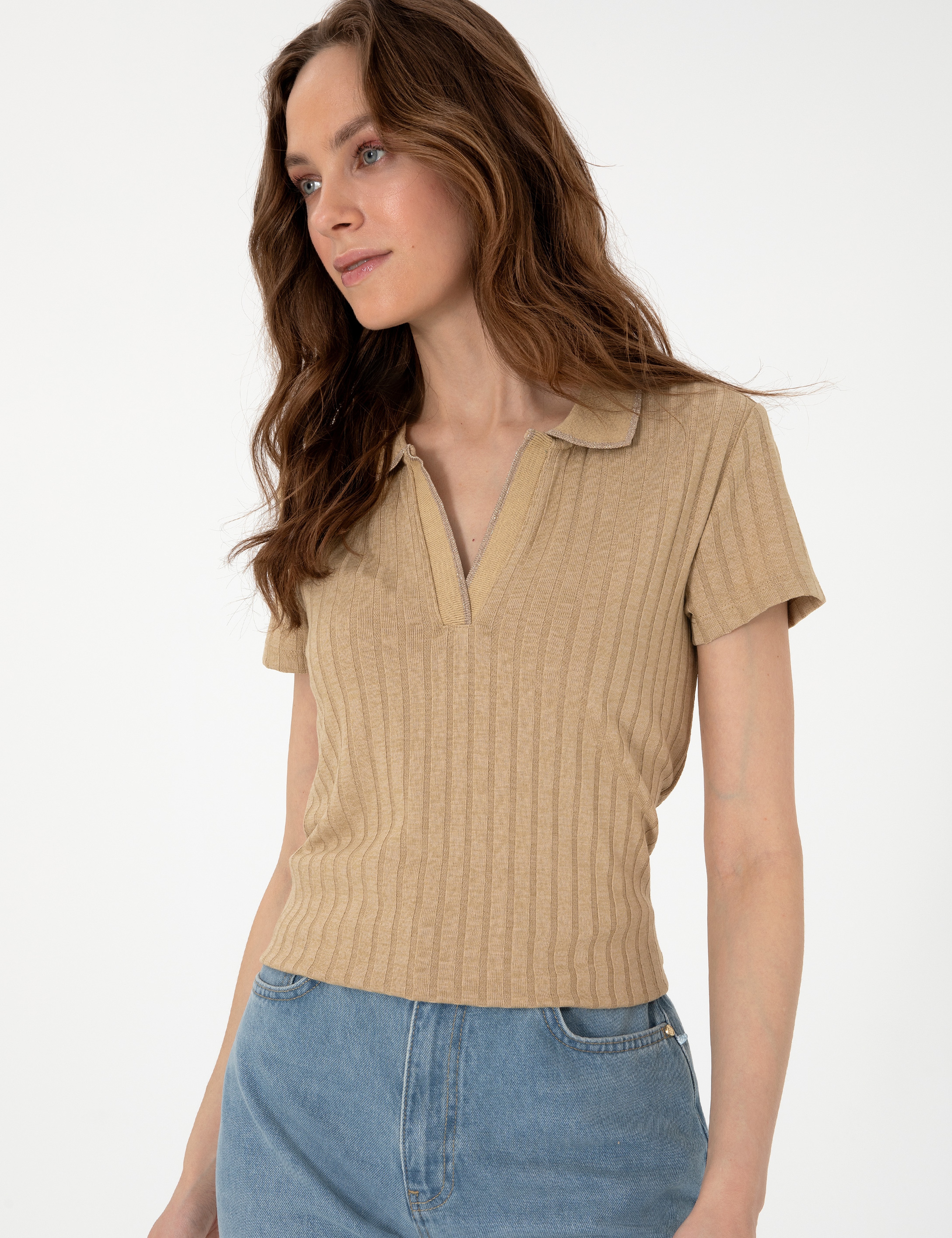 Bej Slim Fit Basic Tişört - Image 3