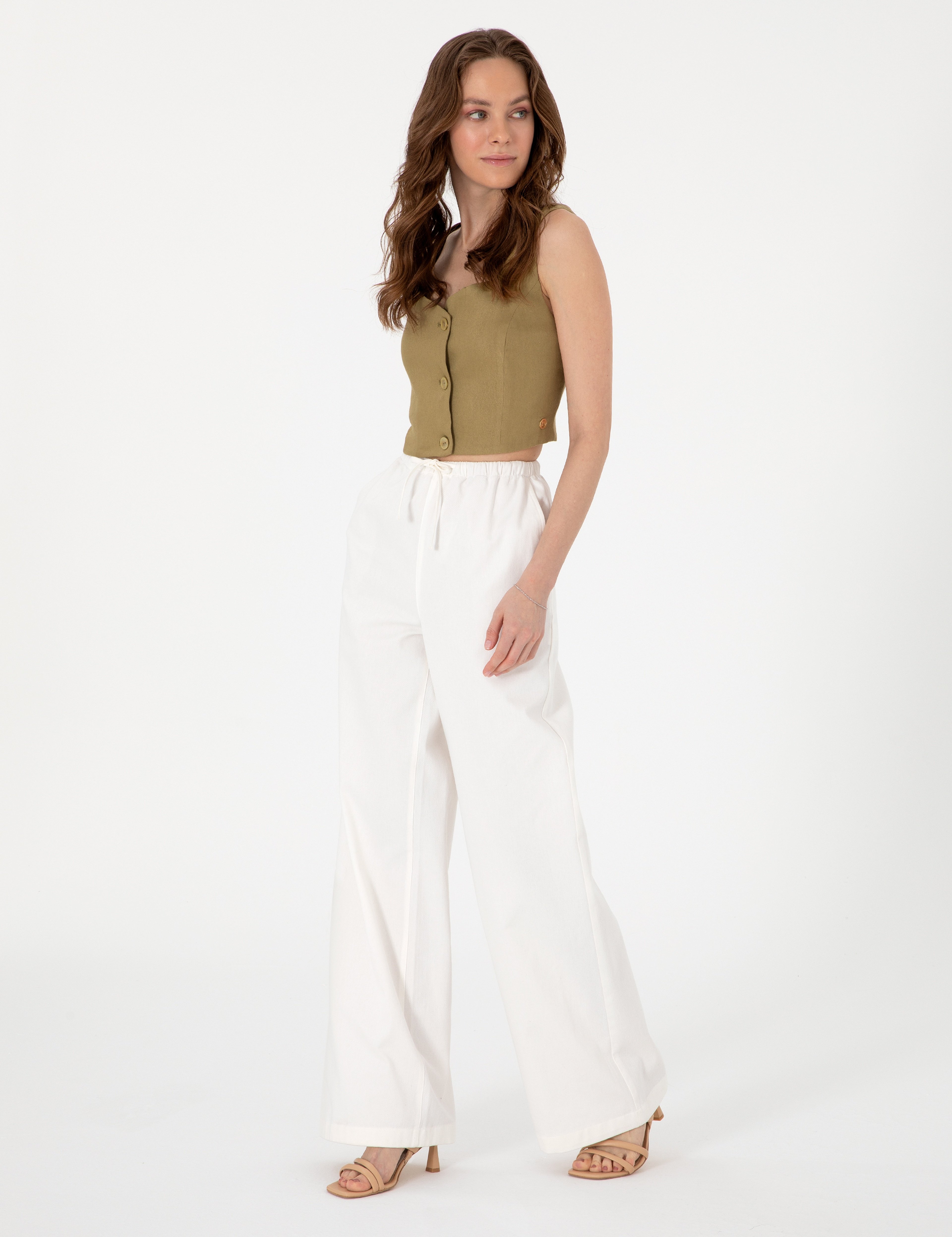 Beyaz Yüksek Bel Loose Fit Pantolon