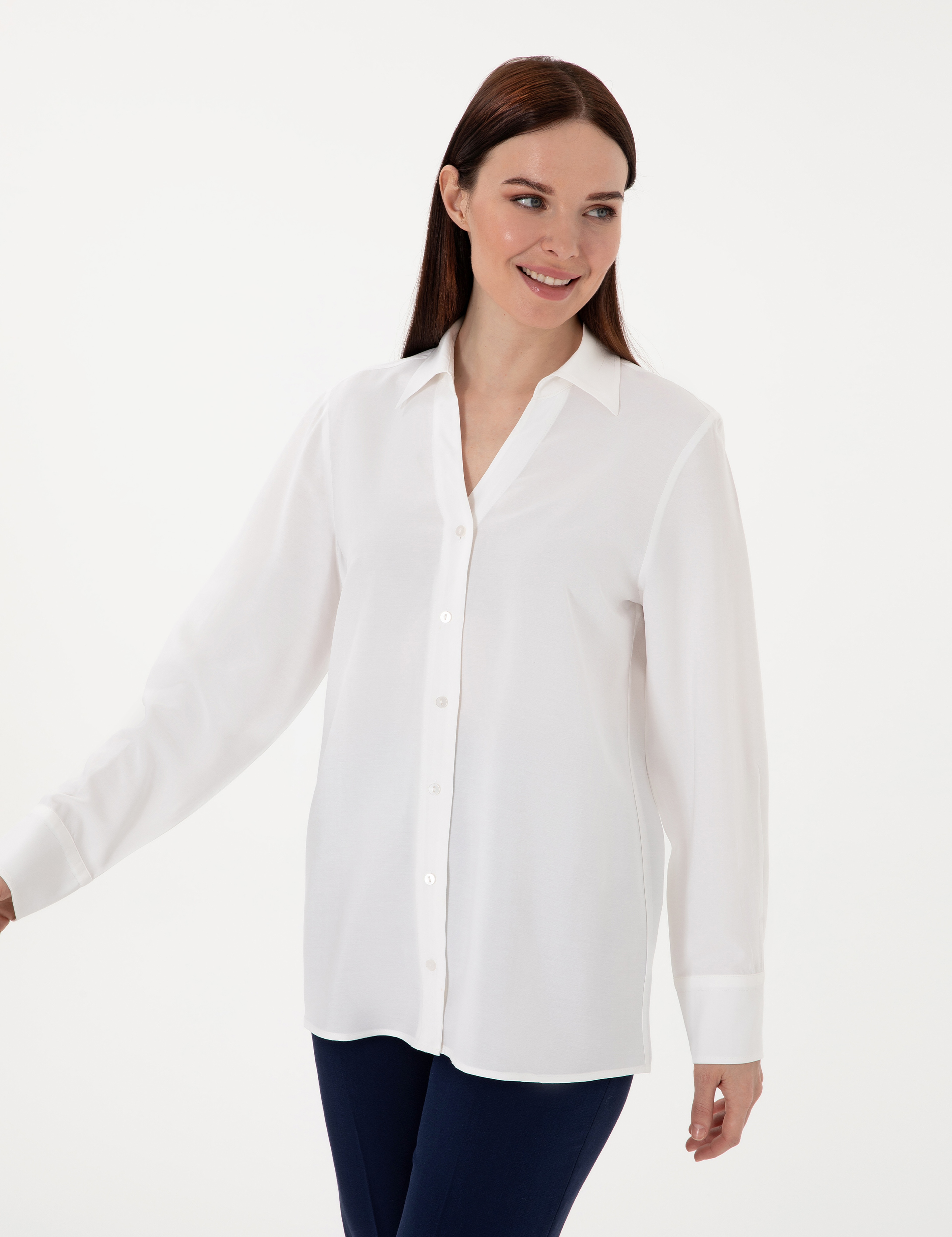 Beyaz Comfort Fit Uzun Kollu Gömlek - Image 3