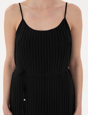Siyah Regular Fit Dokuma Elbise