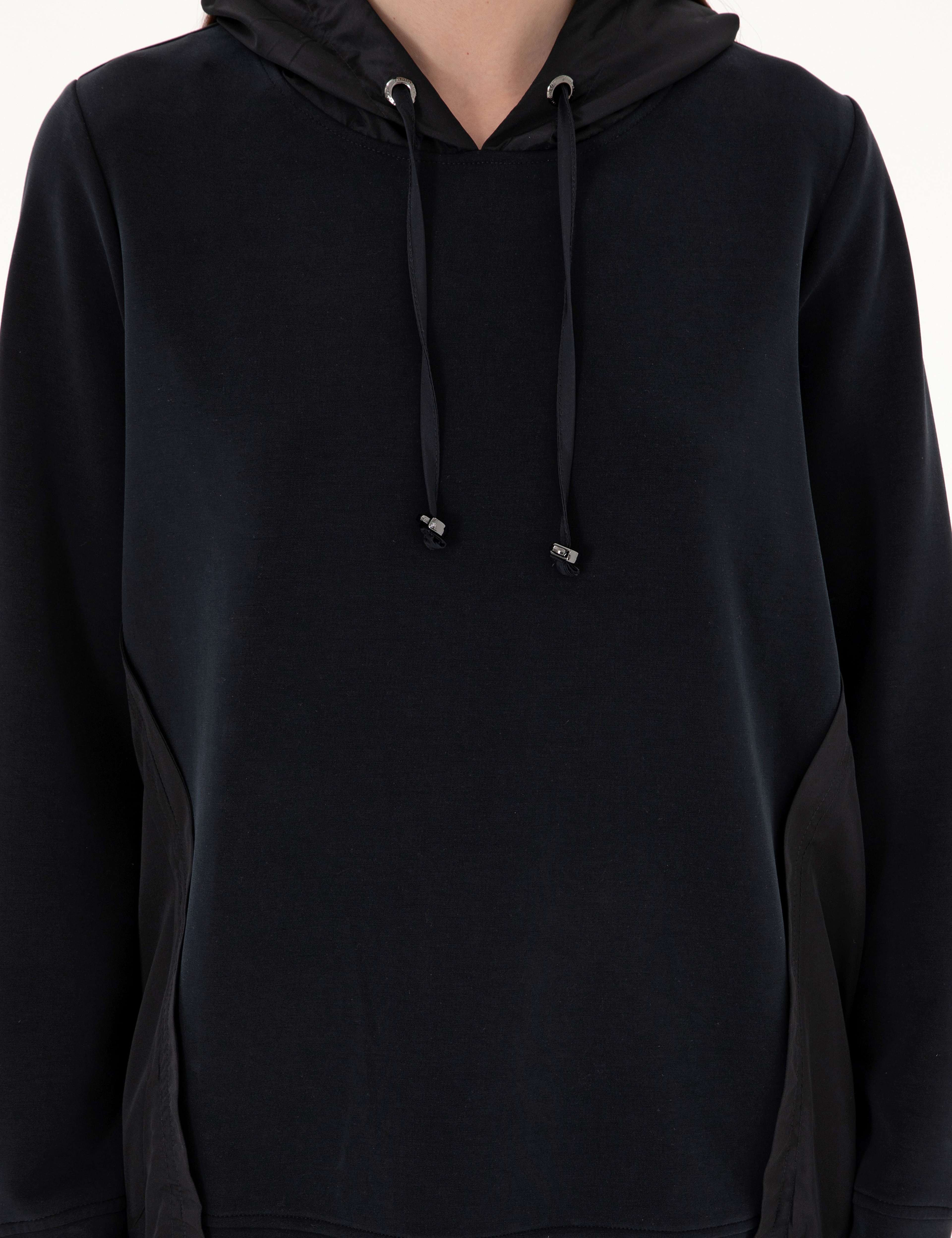 Siyah Comfort Fit Sweatshirt