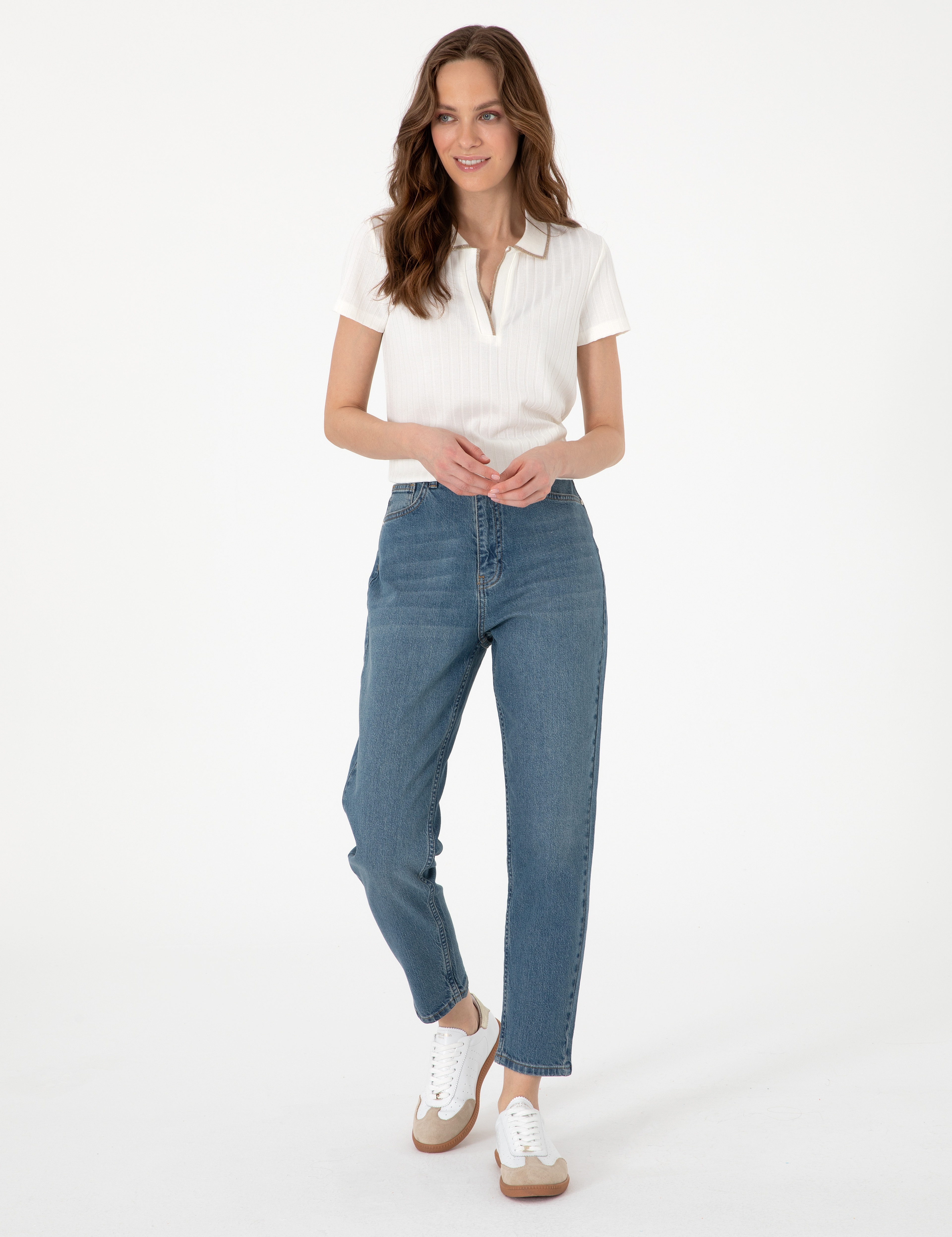 Ekru Slim Fit Basic Tişört - Image 4