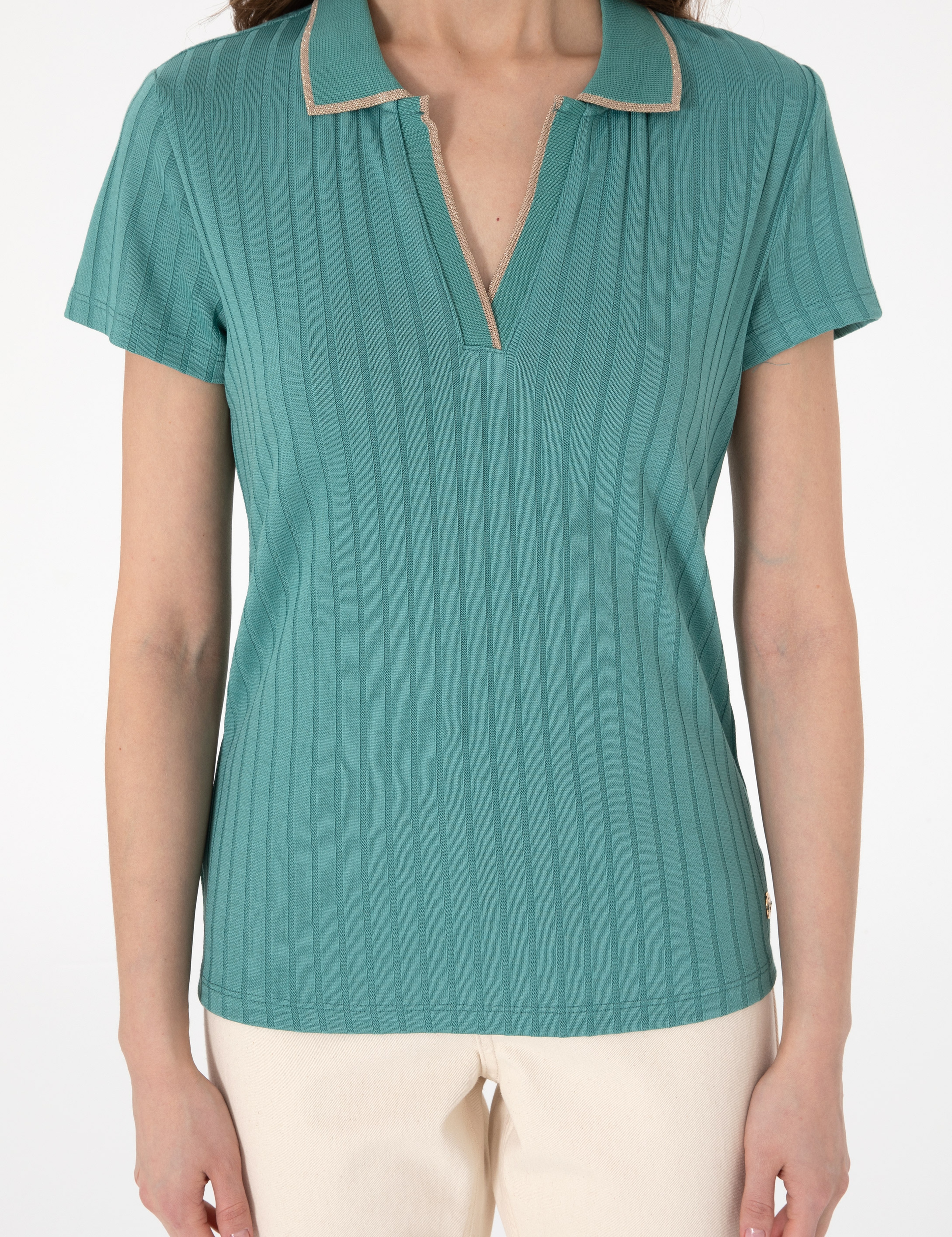 Yeşil Slim Fit Basic Tişört - Image 6