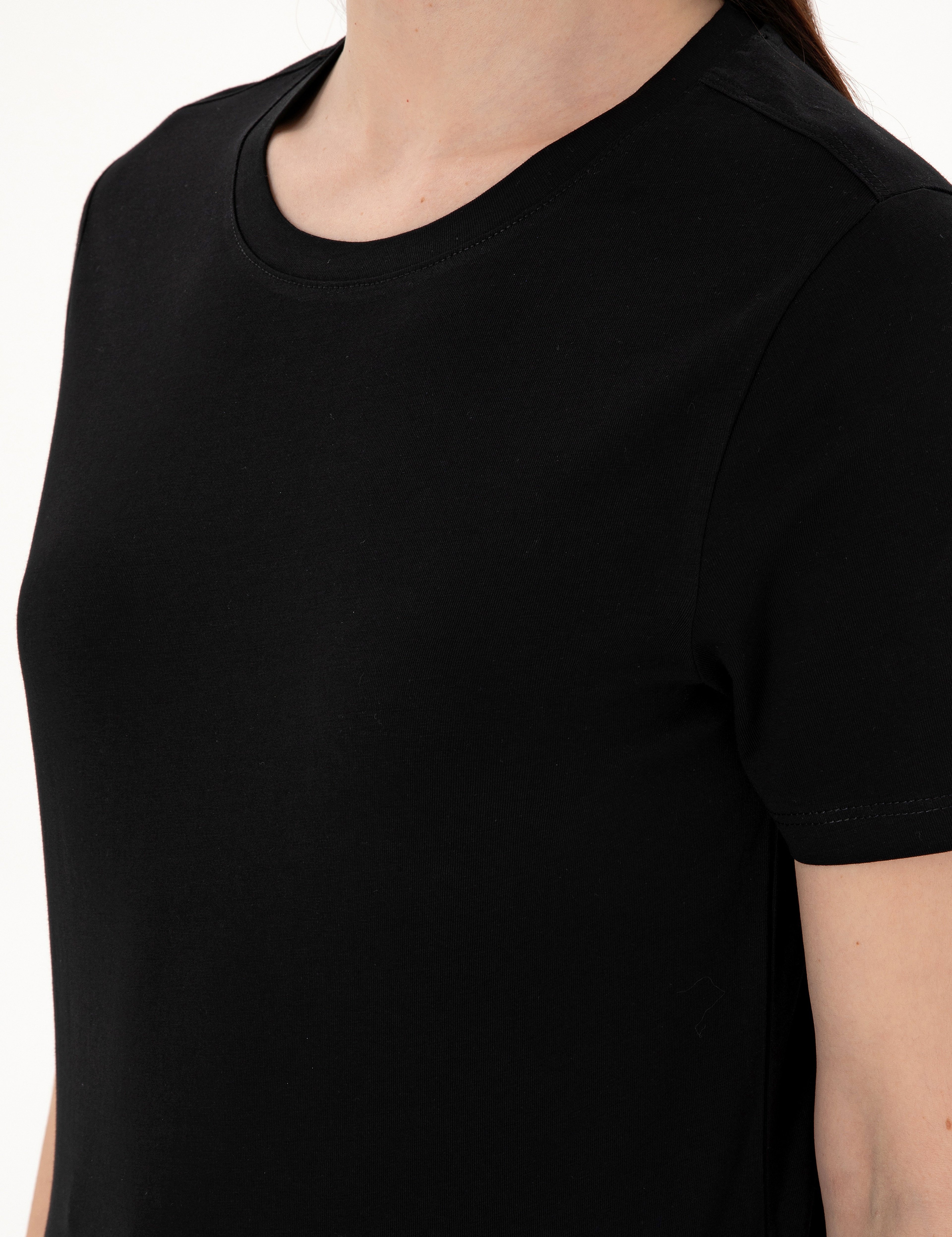 Siyah Regular Fit Bisiklet Yaka Basic Tişört - Image 7