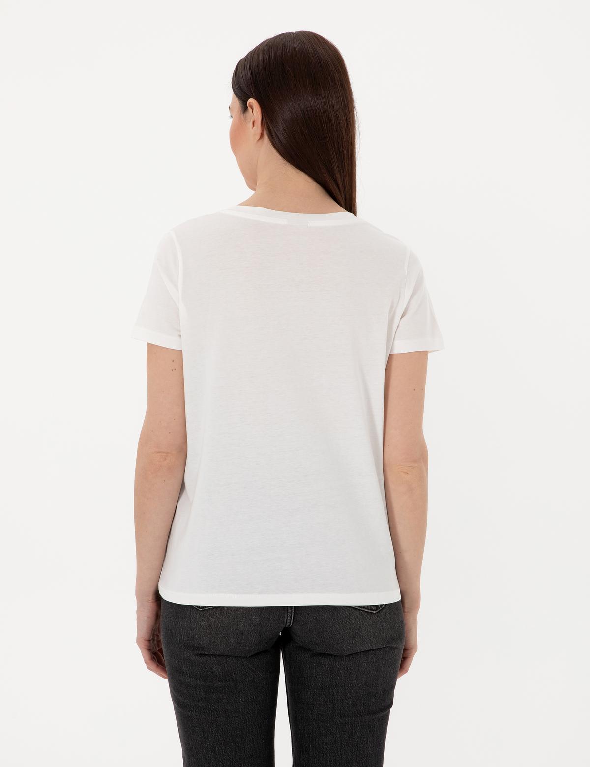 Beyaz Regular Fit V Yaka Basic Tişört - 50305749007