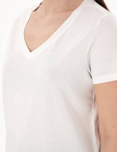 Beyaz Regular Fit V Yaka Basic Tişört