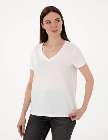 Beyaz Regular Fit V Yaka Basic Tişört
