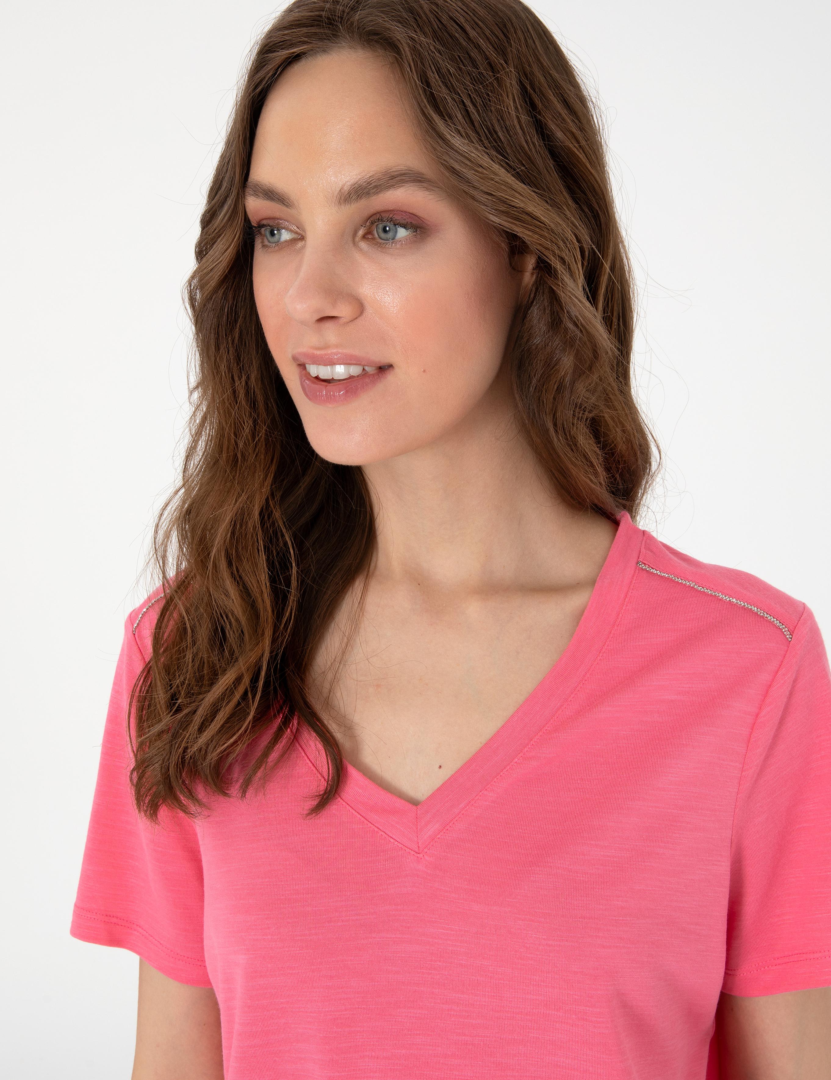 Pembe Regular Fit Tişört