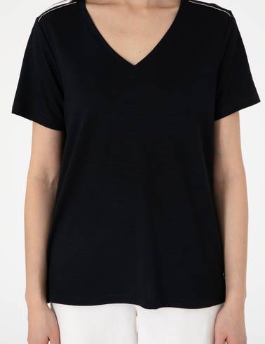 Siyah Regular Fit Tişört