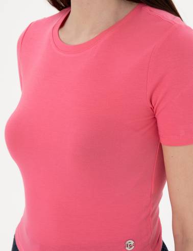 Pembe Regular Fit Crop Tişört