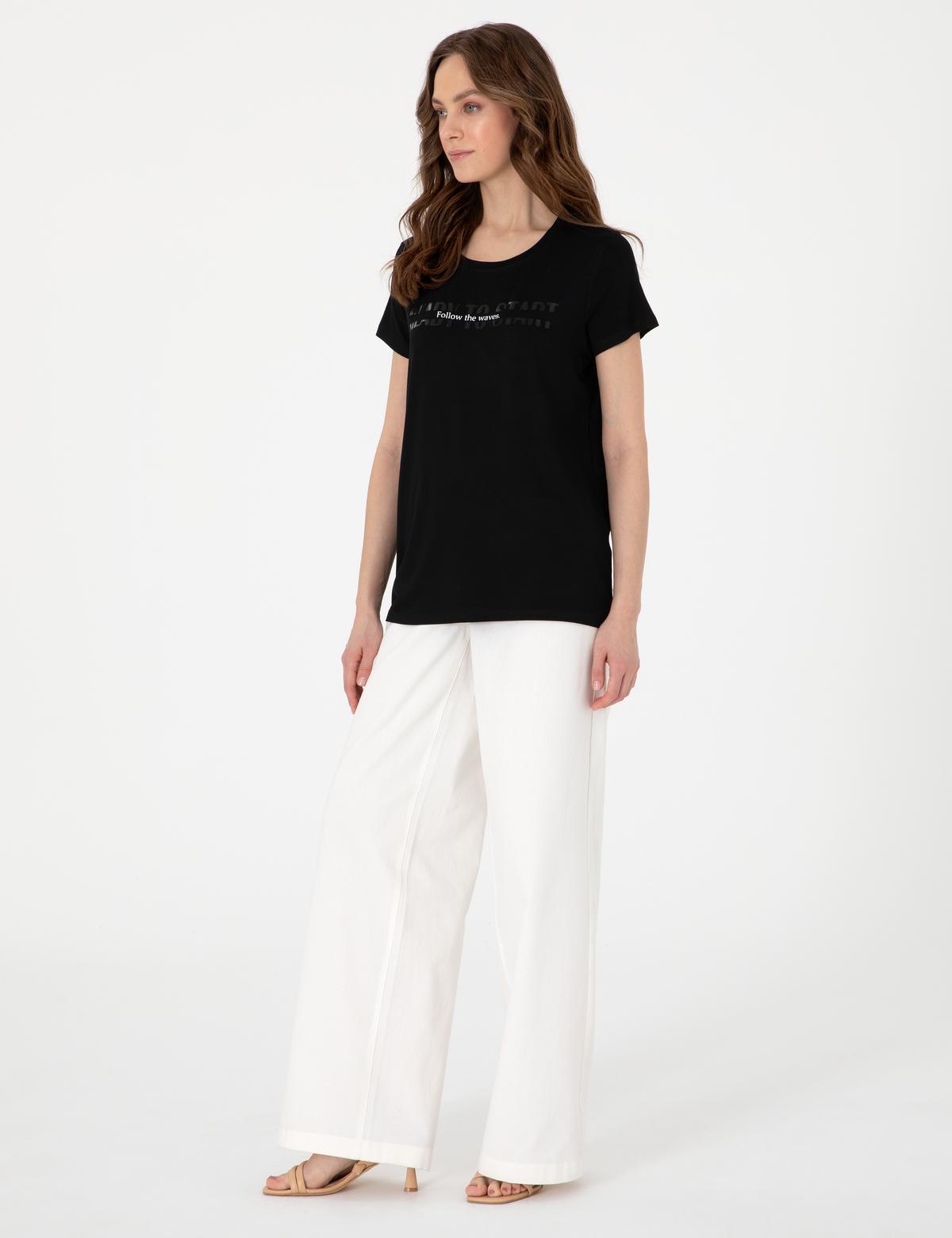 Siyah Regular Fit Tişört - 50305789011