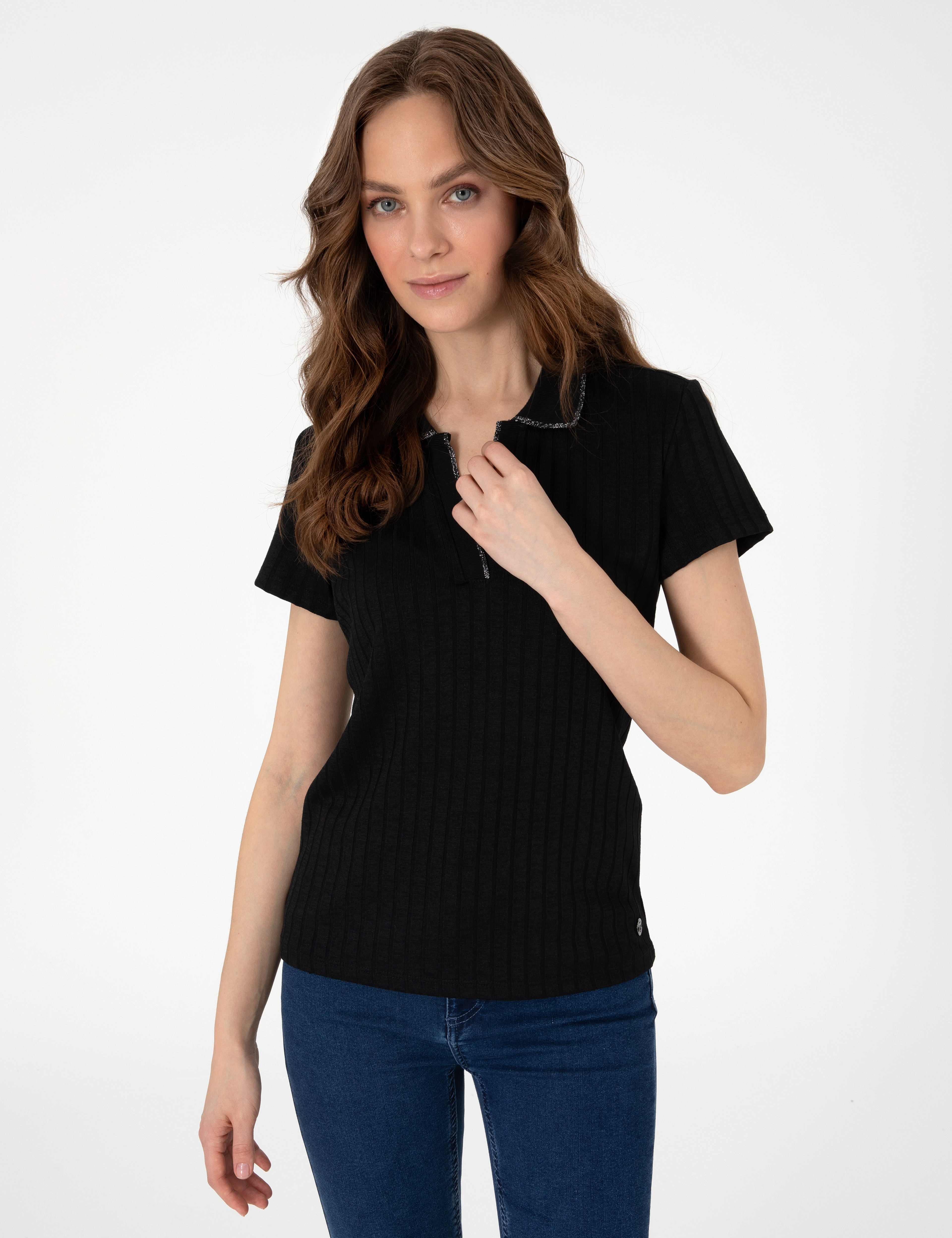 Siyah Slim Fit Basic Tişört - Image 1