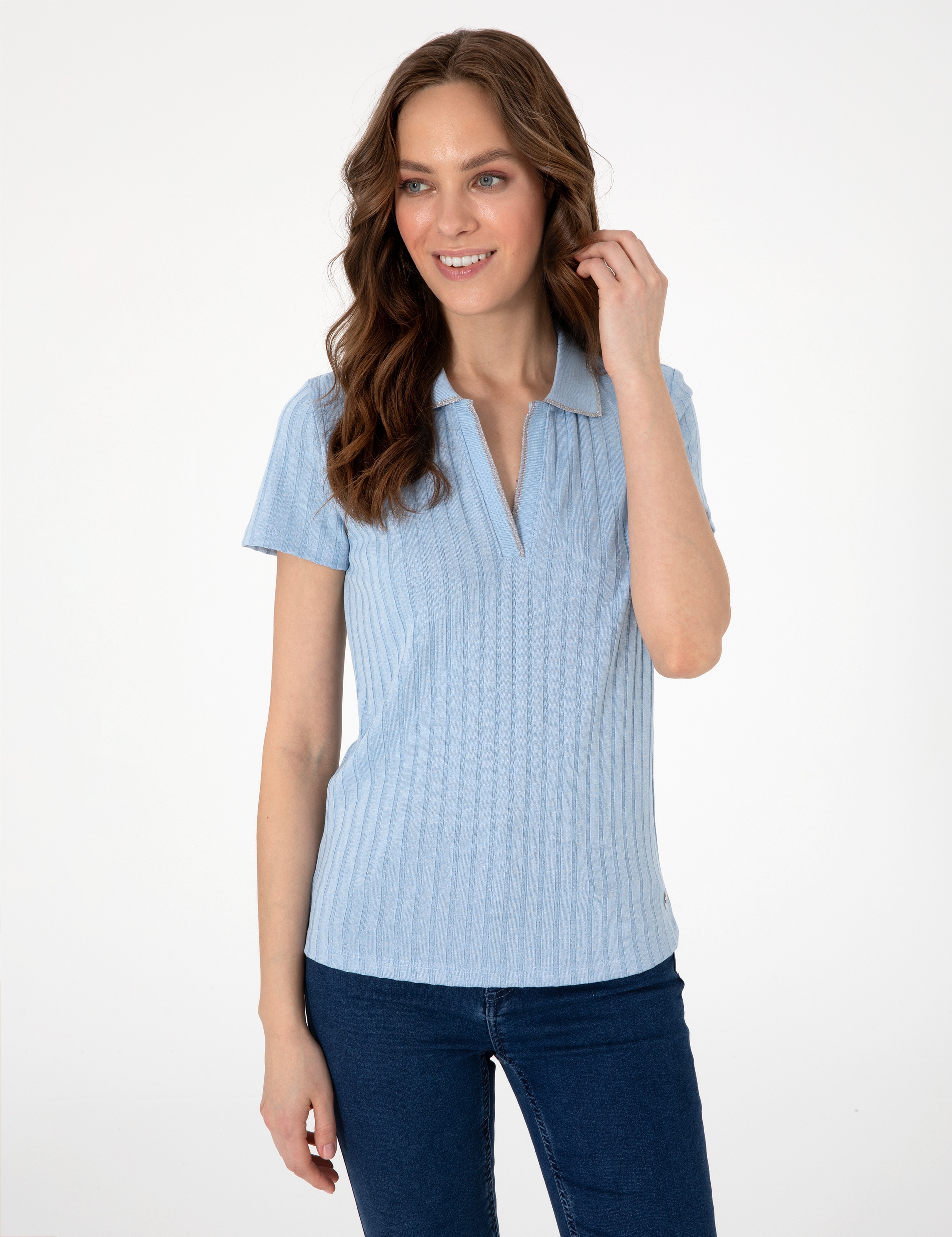 Açık Mavi Slim Fit Basic Tişört - Image 1