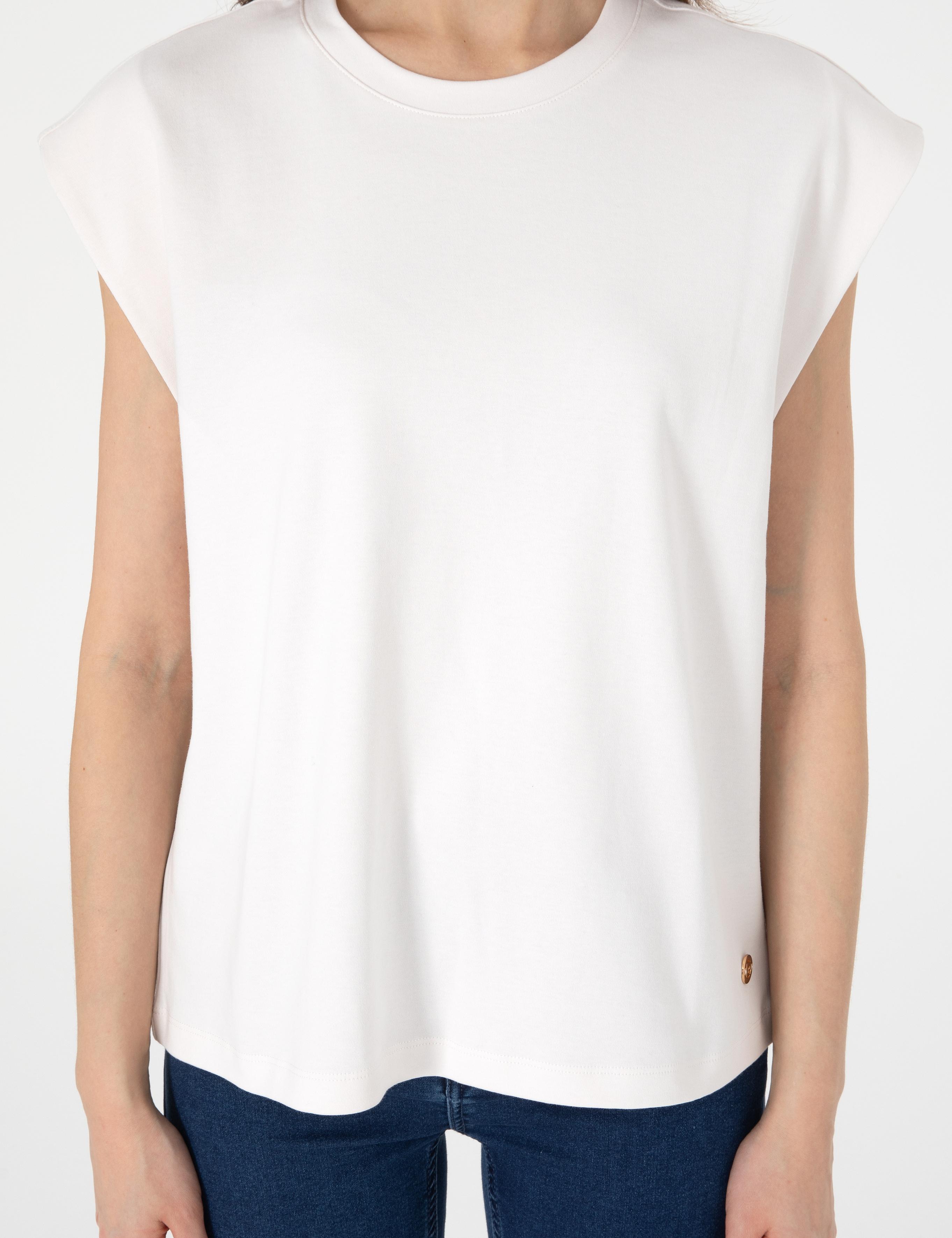 Beyaz Comfort Fit Tişört