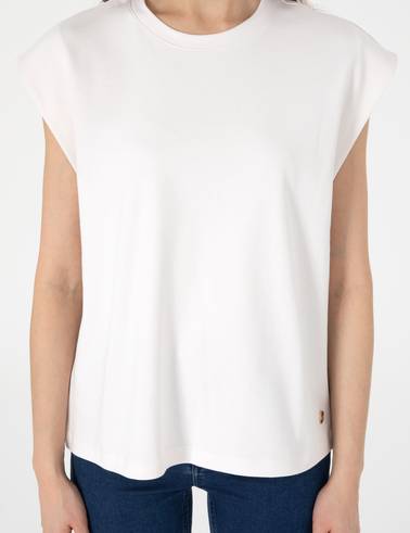Beyaz Comfort Fit Tişört