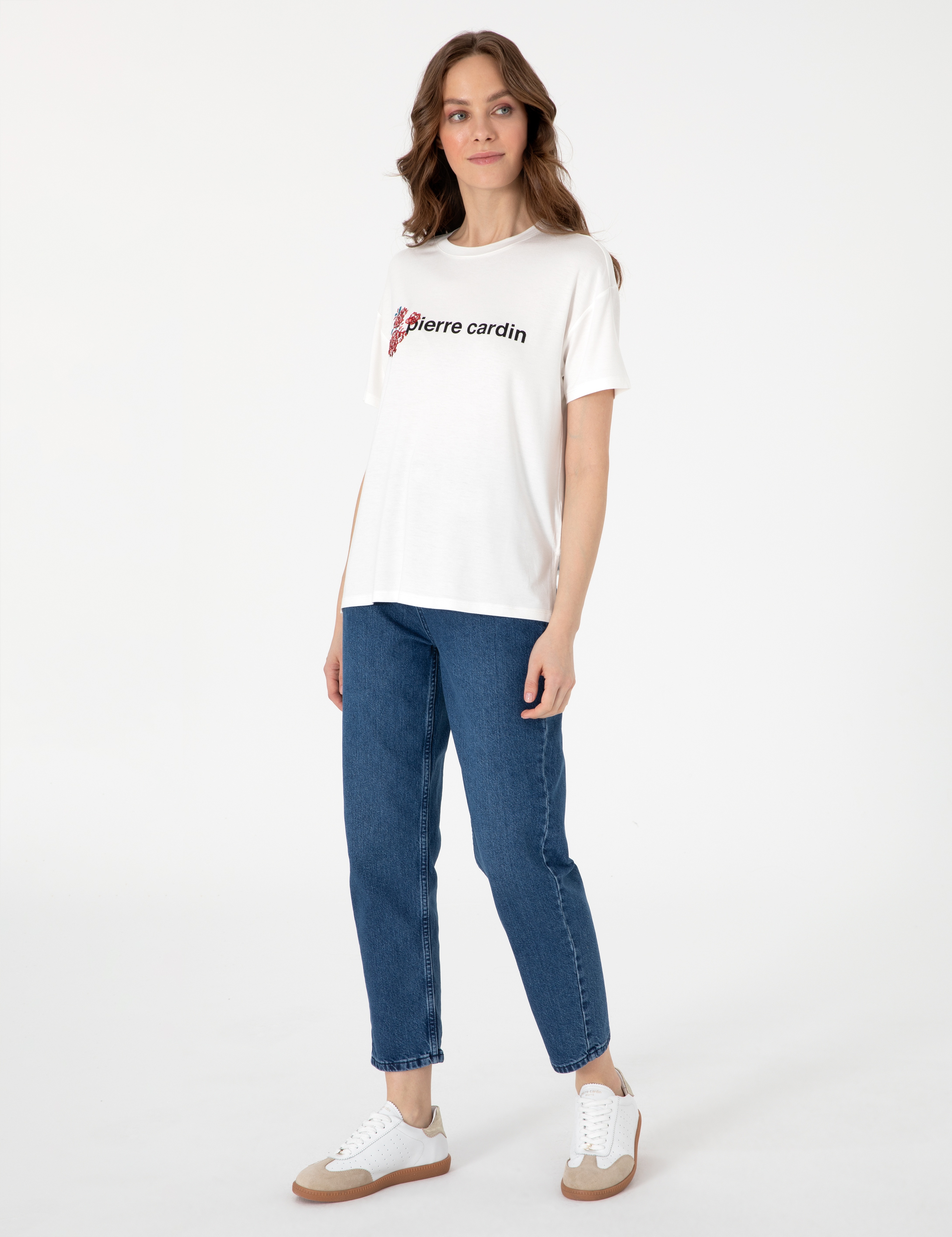 Beyaz Comfort Fit Tişört - Image 4