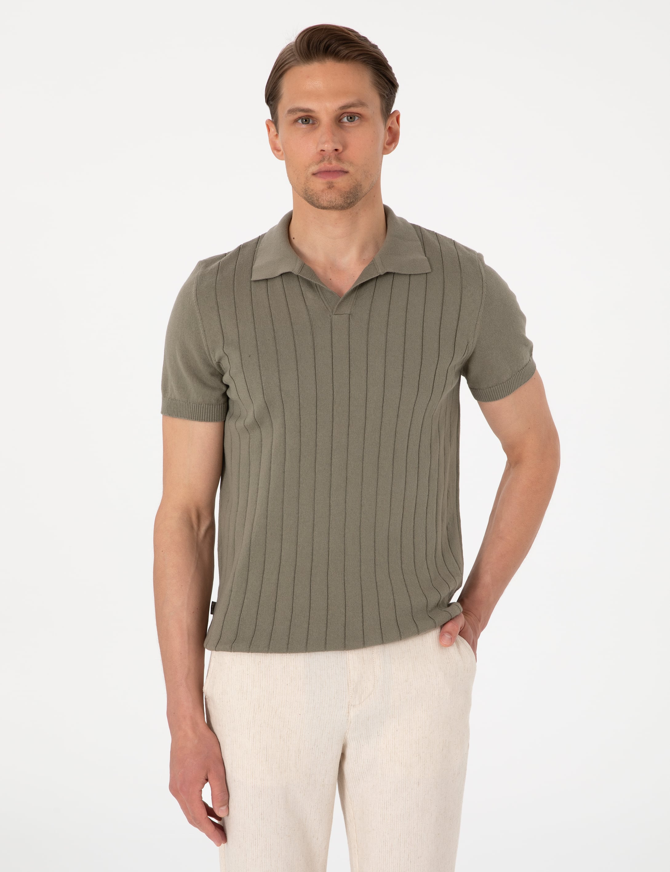Haki Slim Fit  %100 Pamuk Polo Yaka Triko Tişört