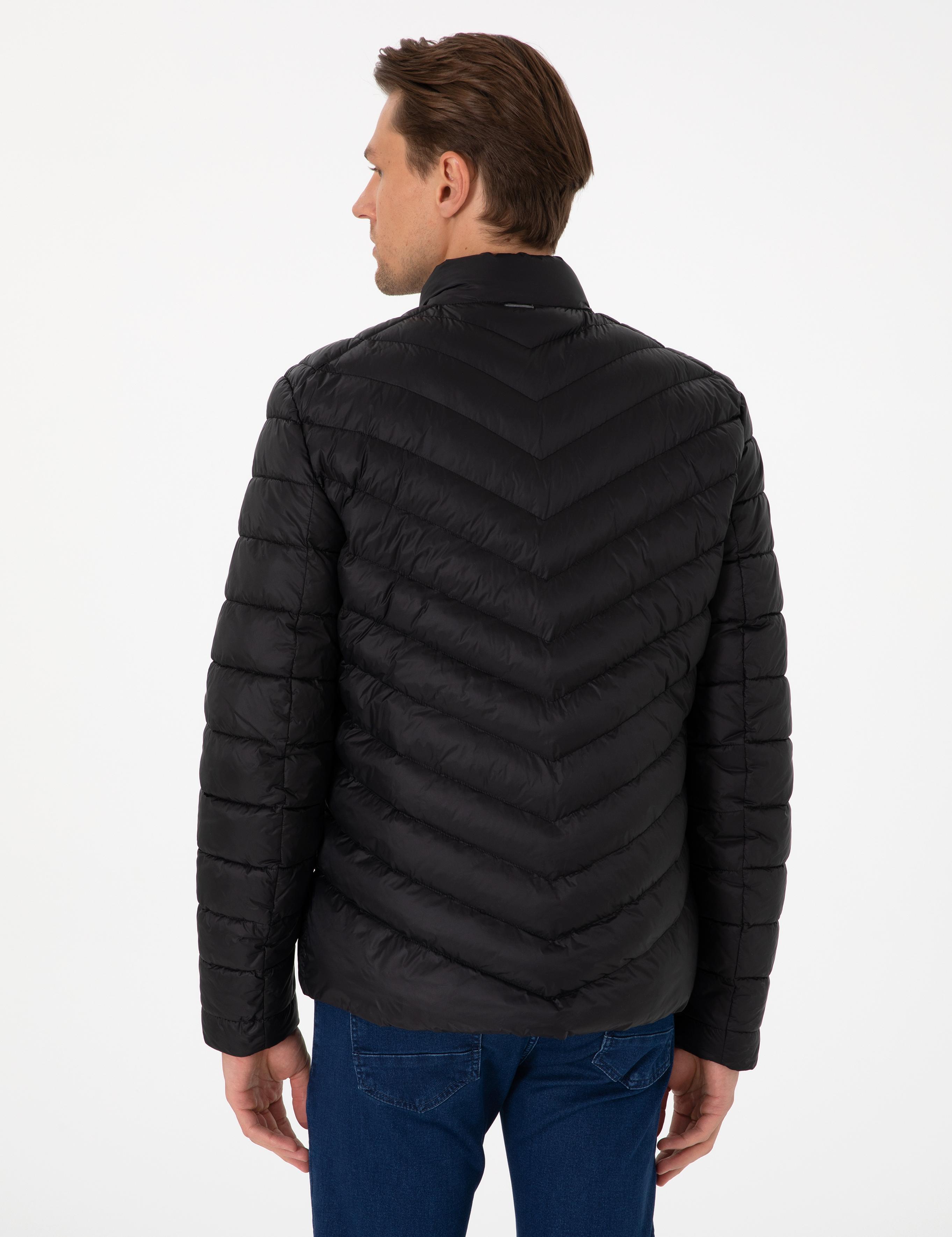 Siyah Kapitone Mevsimlik Mont