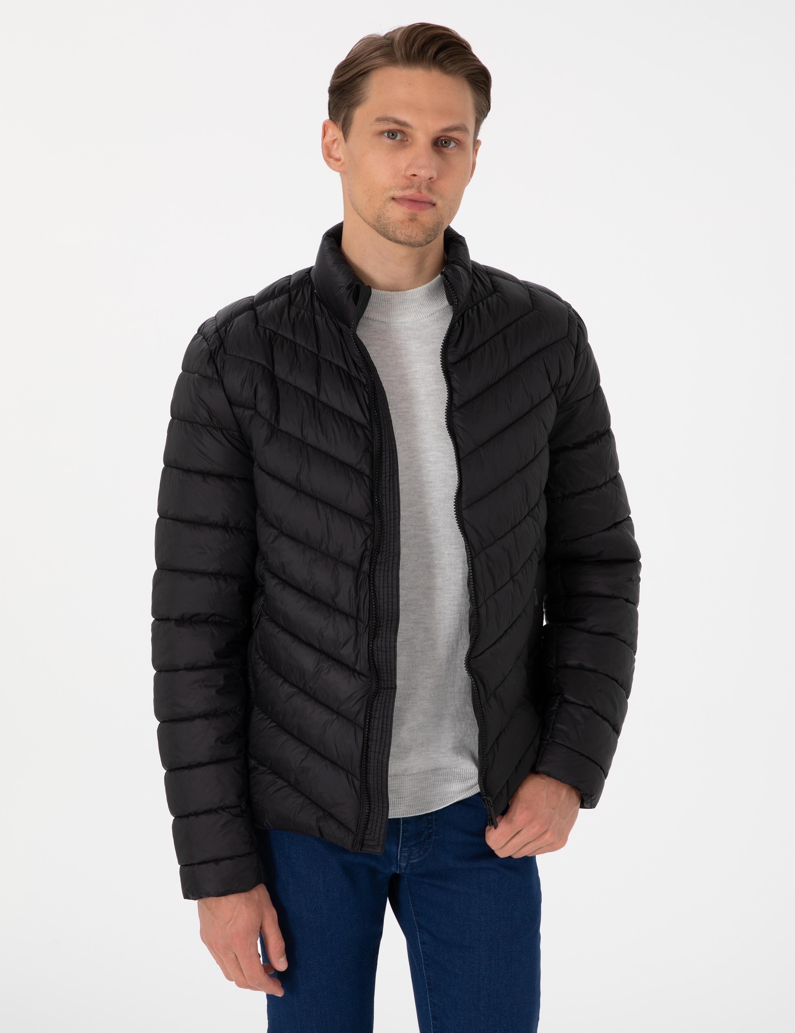 Siyah Kapitone Mevsimlik Mont