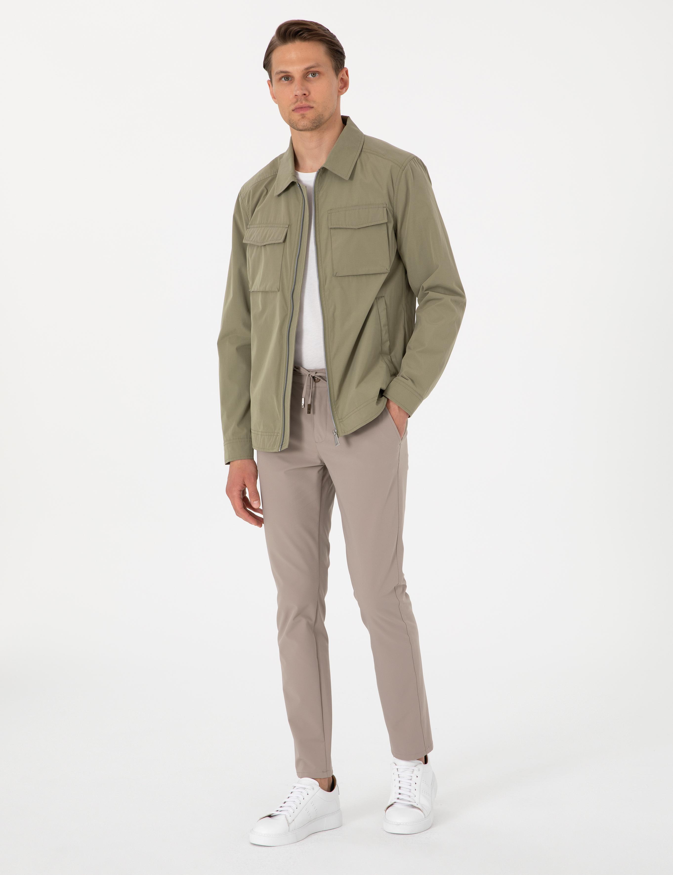 Haki Regular Fit Fermuarlı İnce Mont