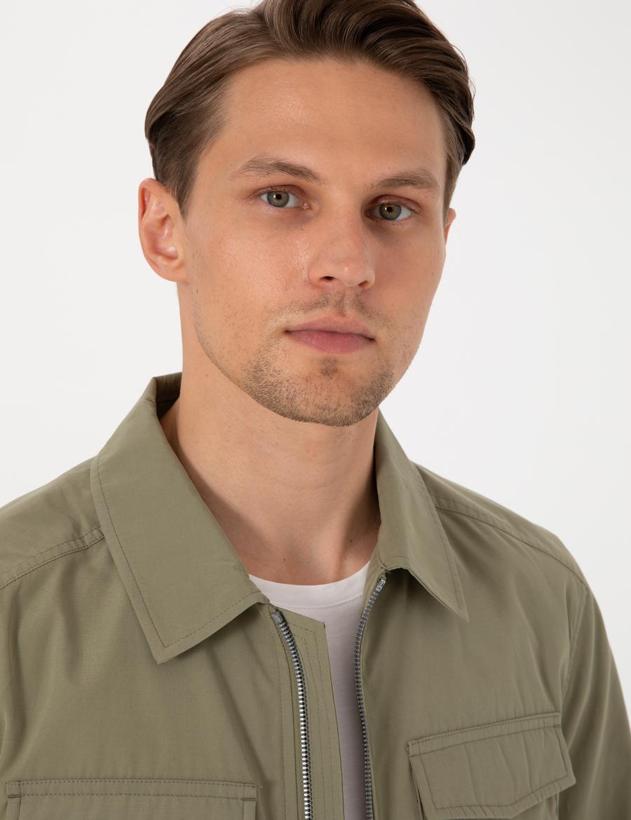 Haki Regular Fit Fermuarlı İnce Mont