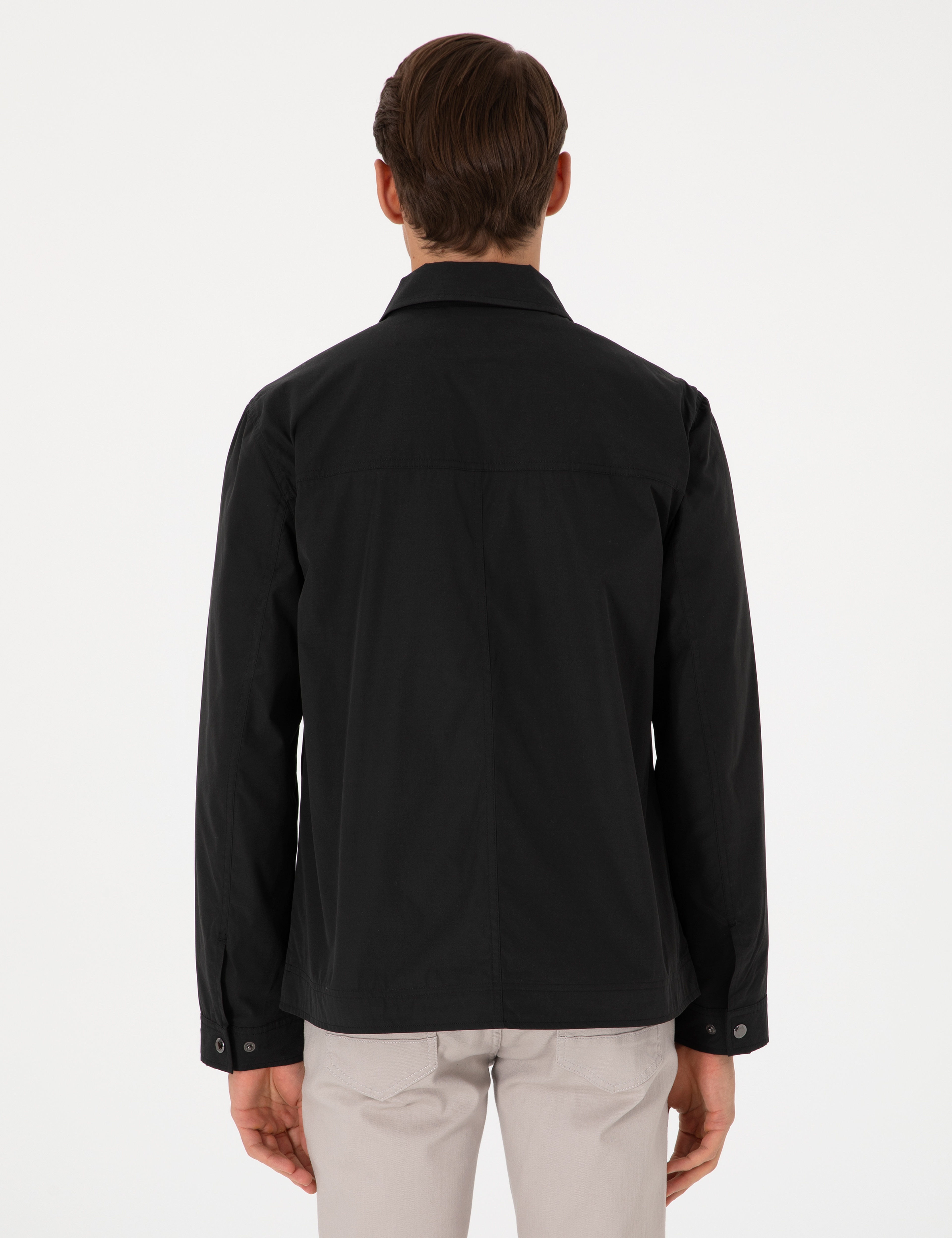 Siyah Regular Fit Fermuarlı İnce Mont