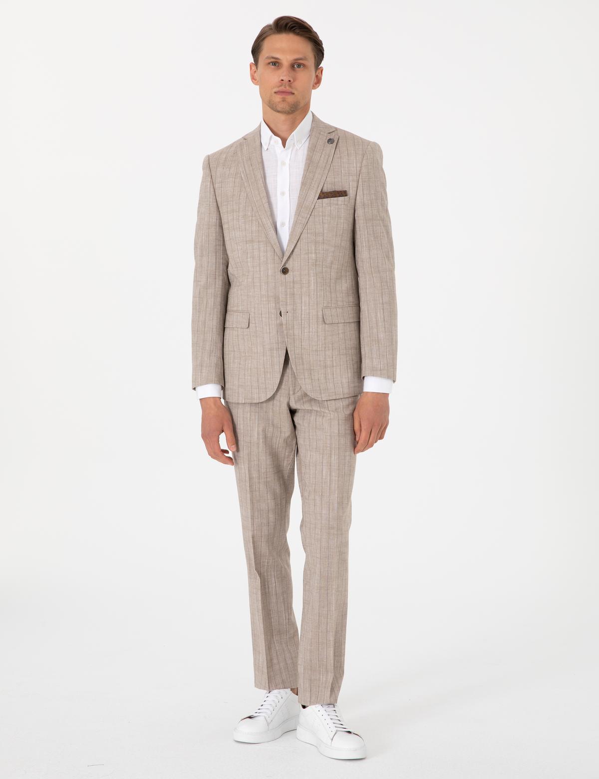 Açık Kahverengi Slim Fit Yün Keten Karışımlı Çizgili Takım Elbise