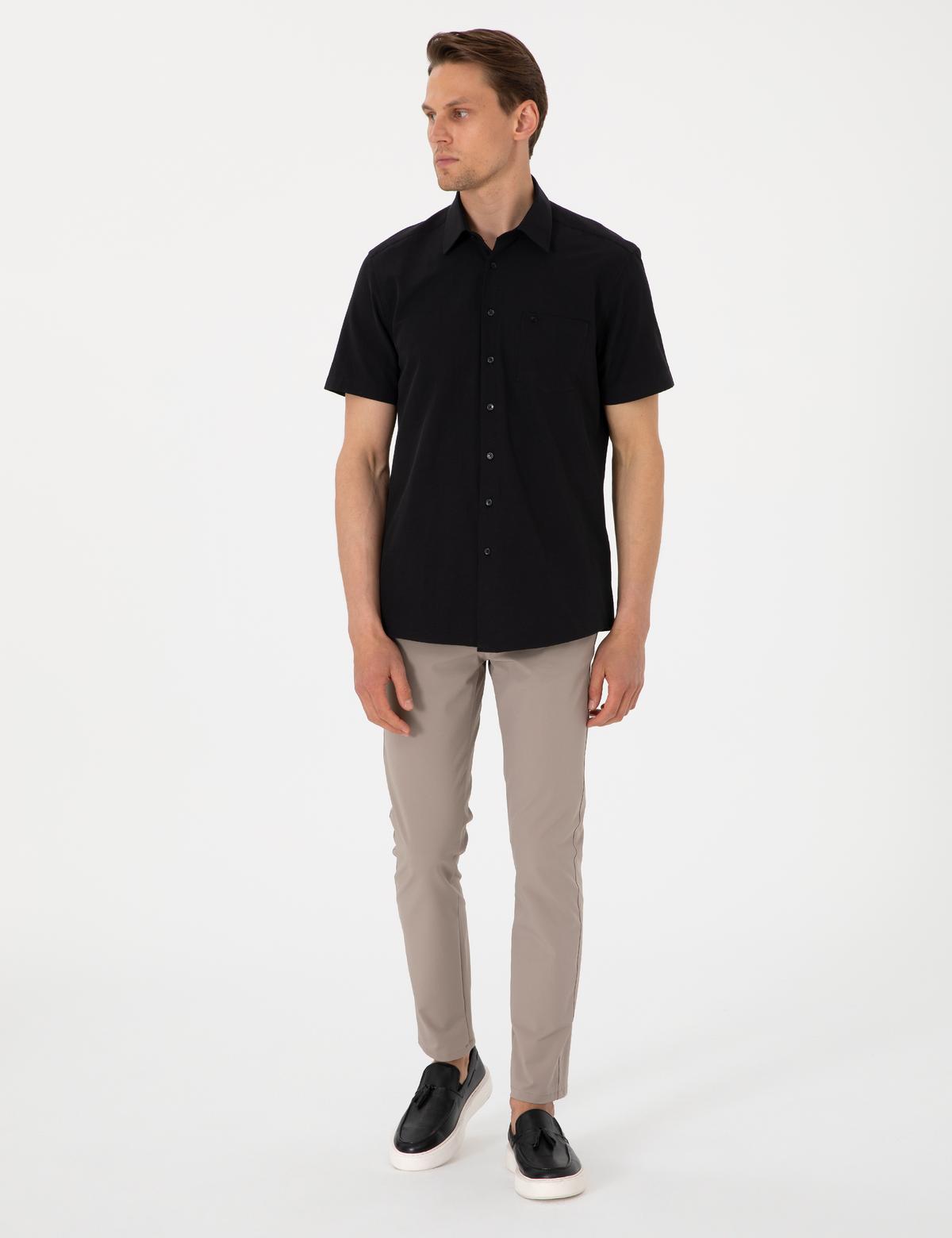 Siyah Basic Regular Fit Kısa Kollu Cepli Gömlek - 50307003028