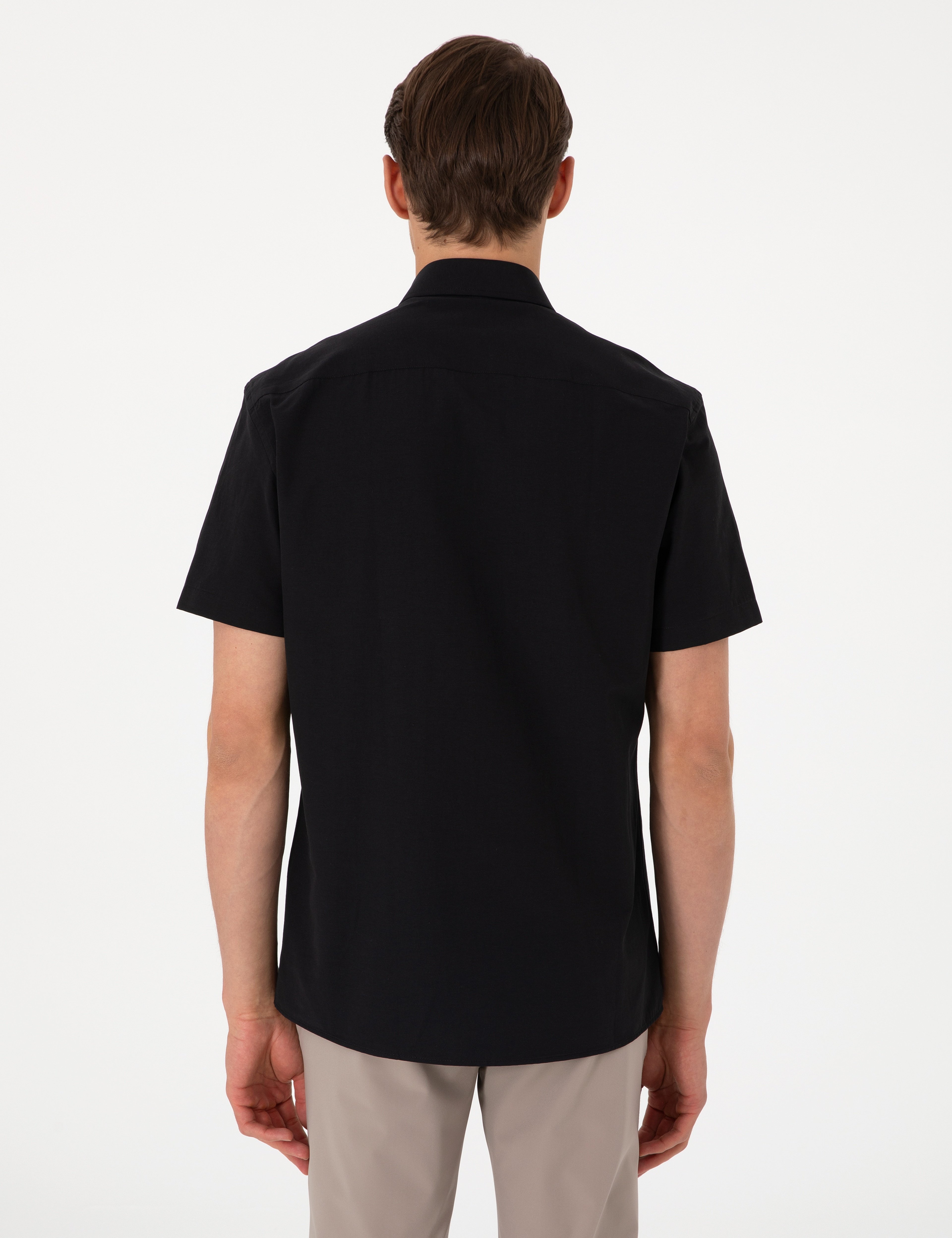 Siyah Basic Regular Fit Kısa Kollu Cepli Gömlek - Image 5