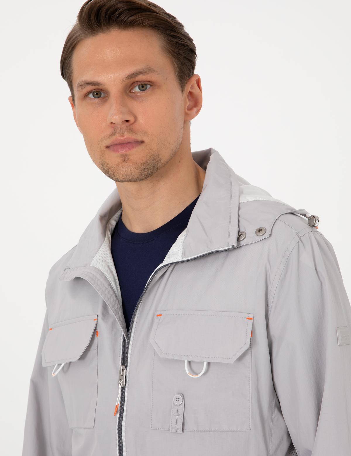 Gri Kapüşonlu Mont - 50302505002