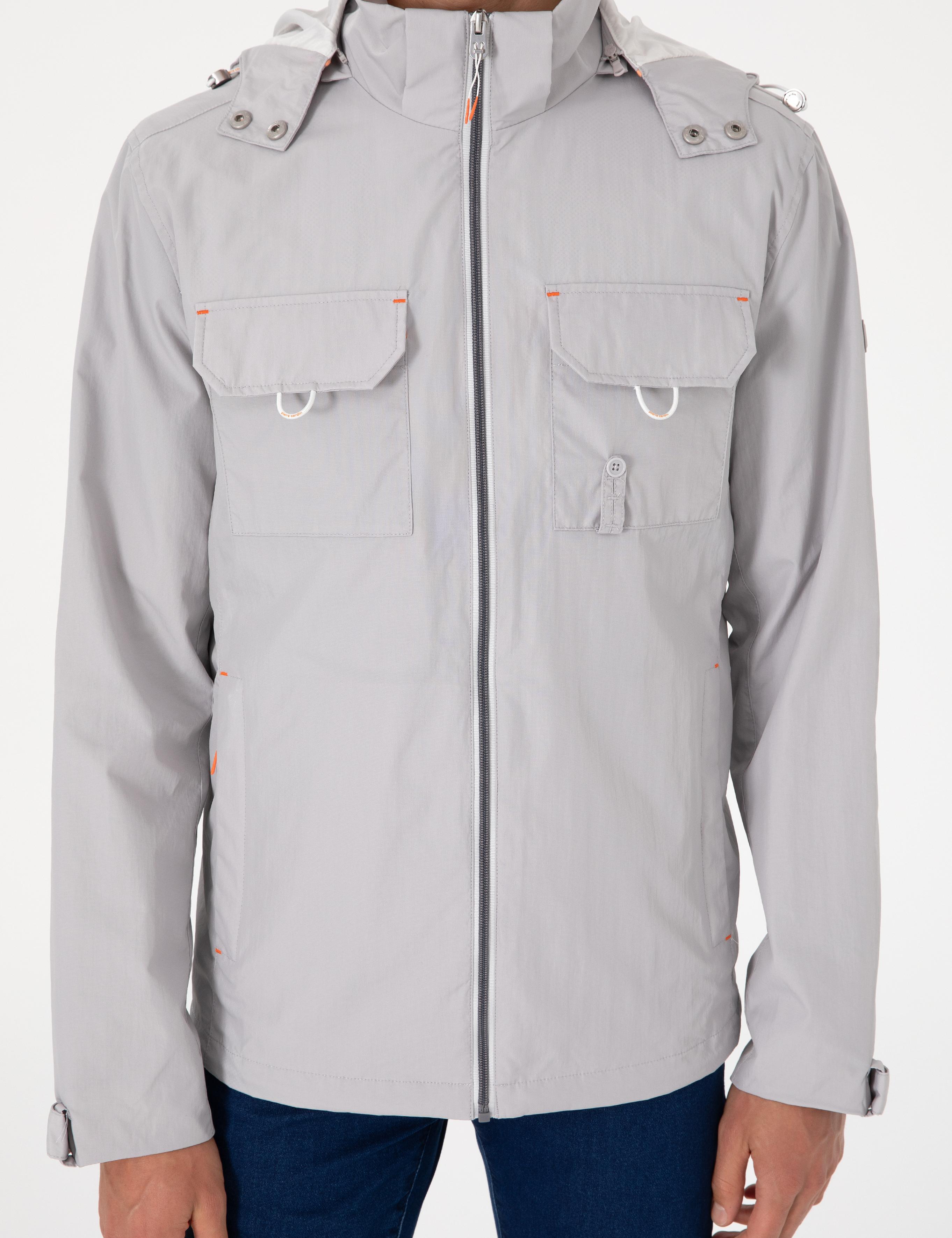 Gri Kapüşonlu Mont