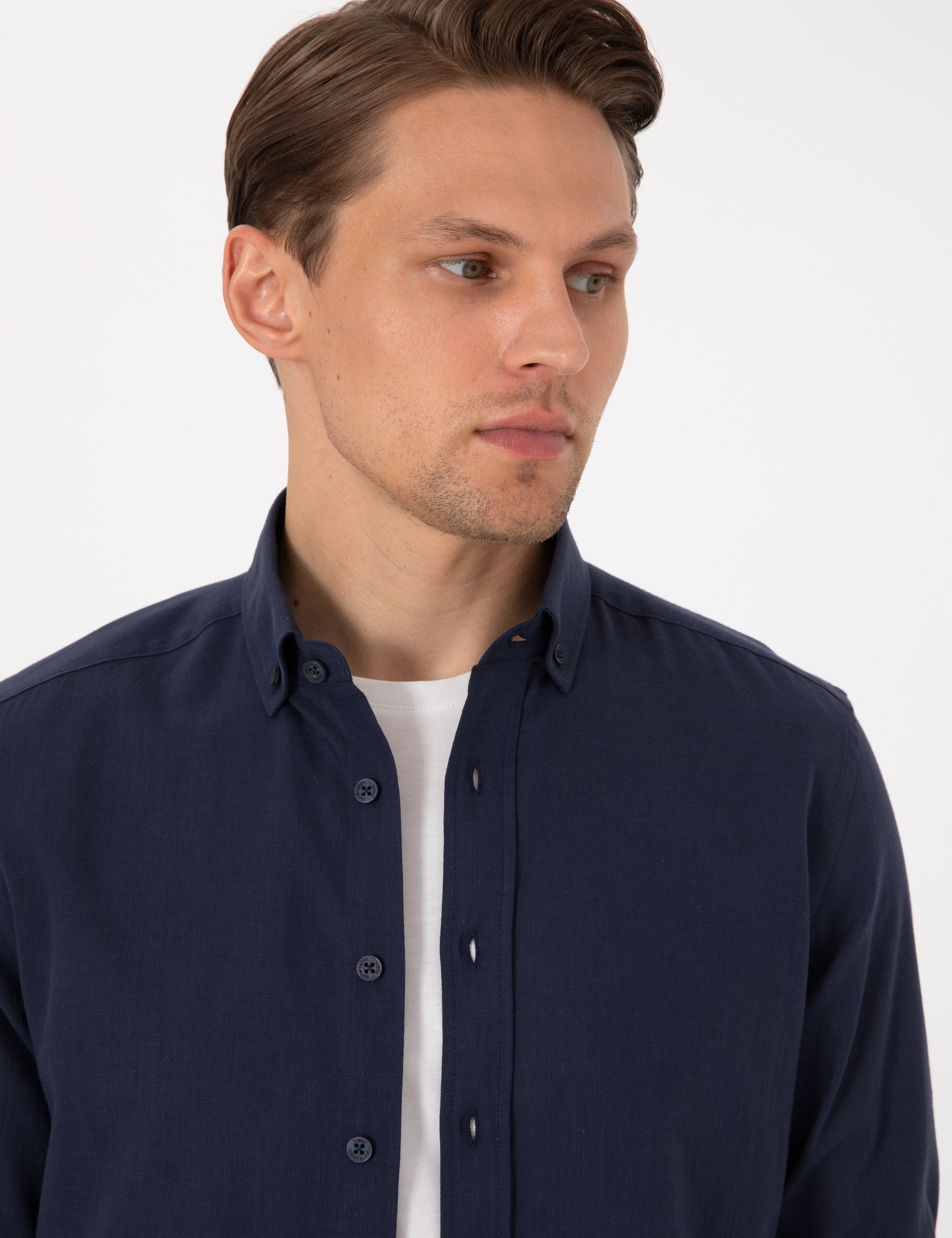 Koyu Lacivert Keten Görünümlü Slim Fit Uzun Kollu Gömlek - Image 2